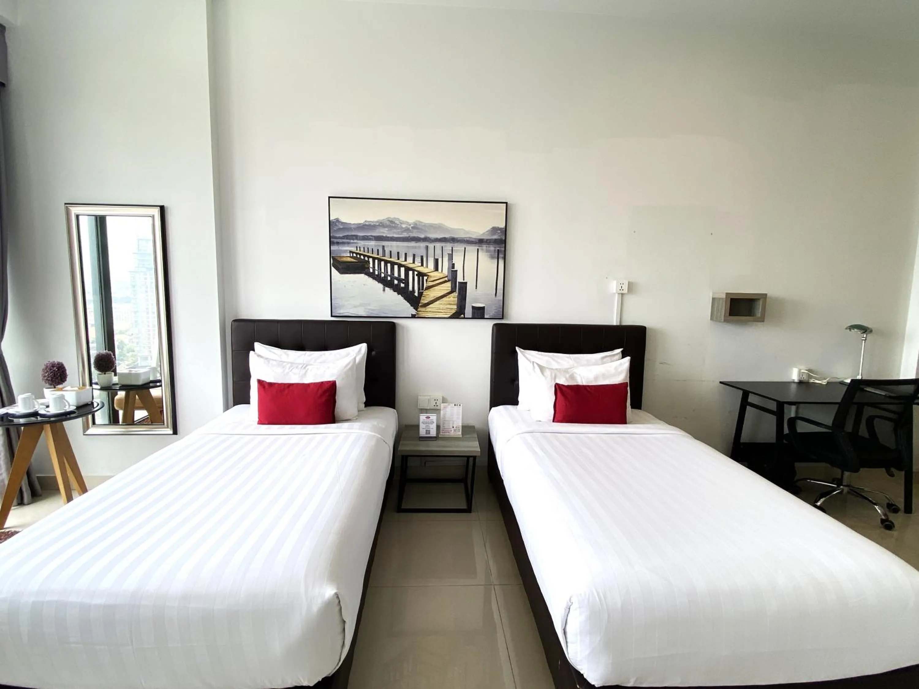 Bedroom, Bed in The Bridge Club