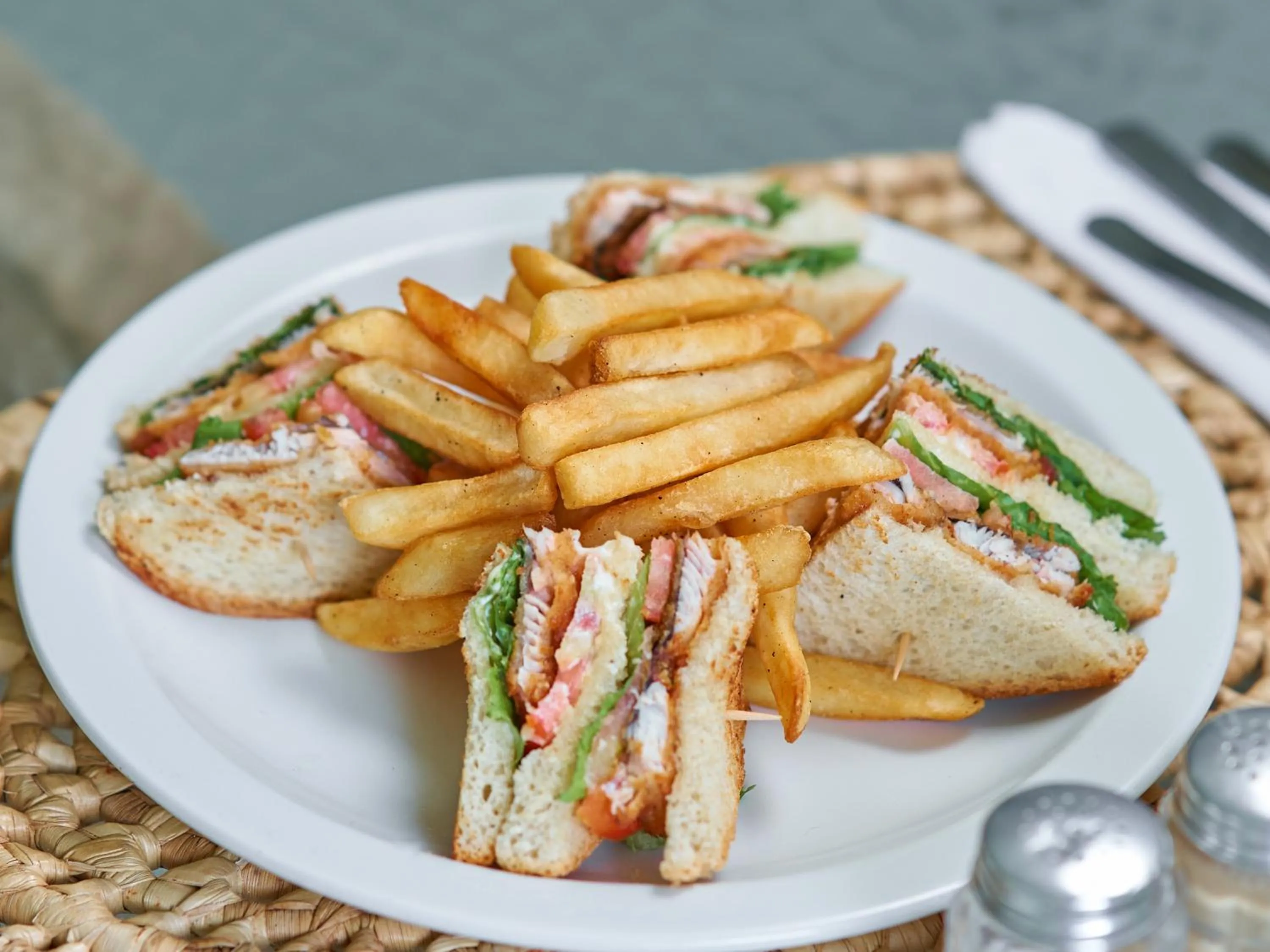 Lunch in Sunbay Hotel