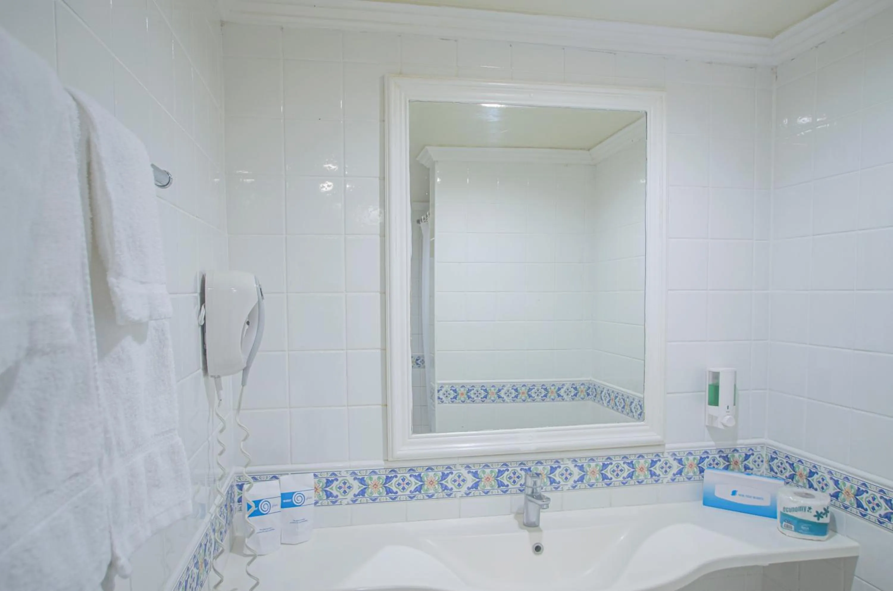 Bathroom in Sunbay Hotel