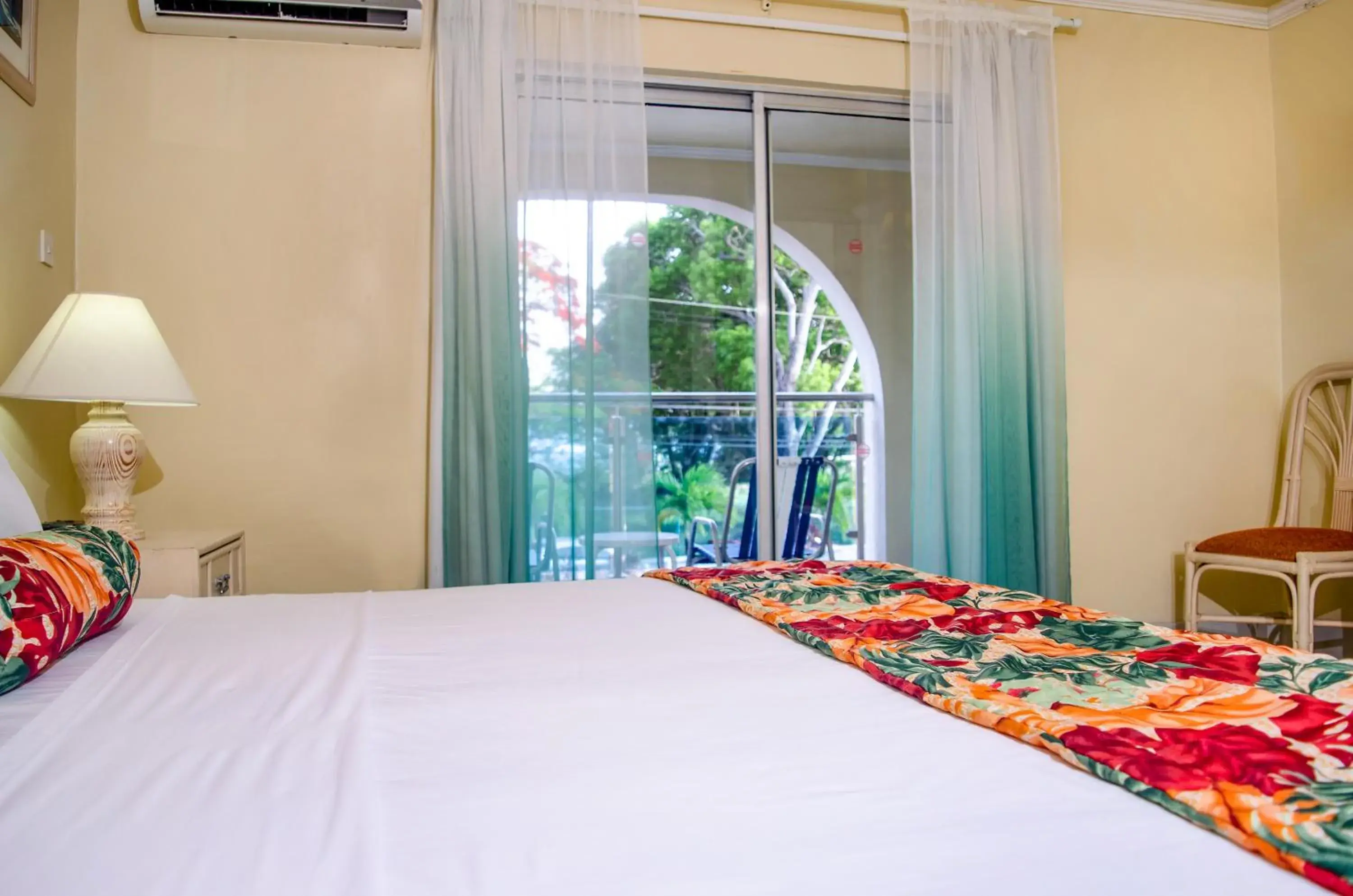 Bed in Sunbay Hotel Bed in Sunbay Hotel