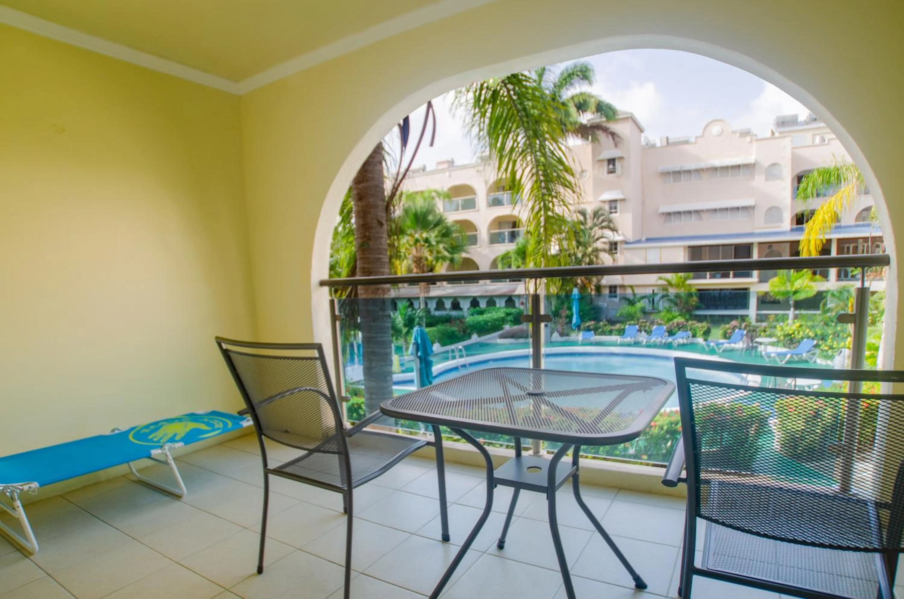 Balcony/Terrace in Sunbay Hotel