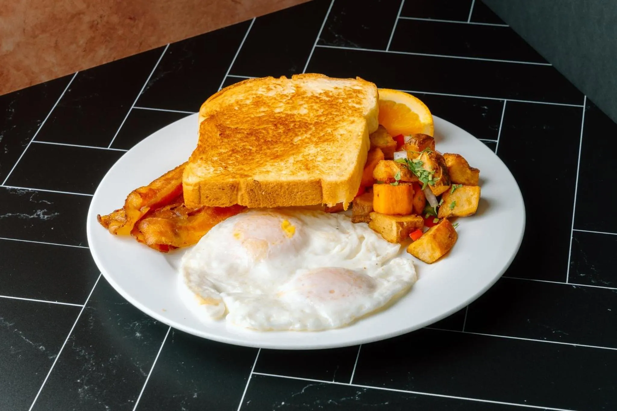 Restaurant/places to eat in Holiday Inn Resort Grand Cayman by IHG