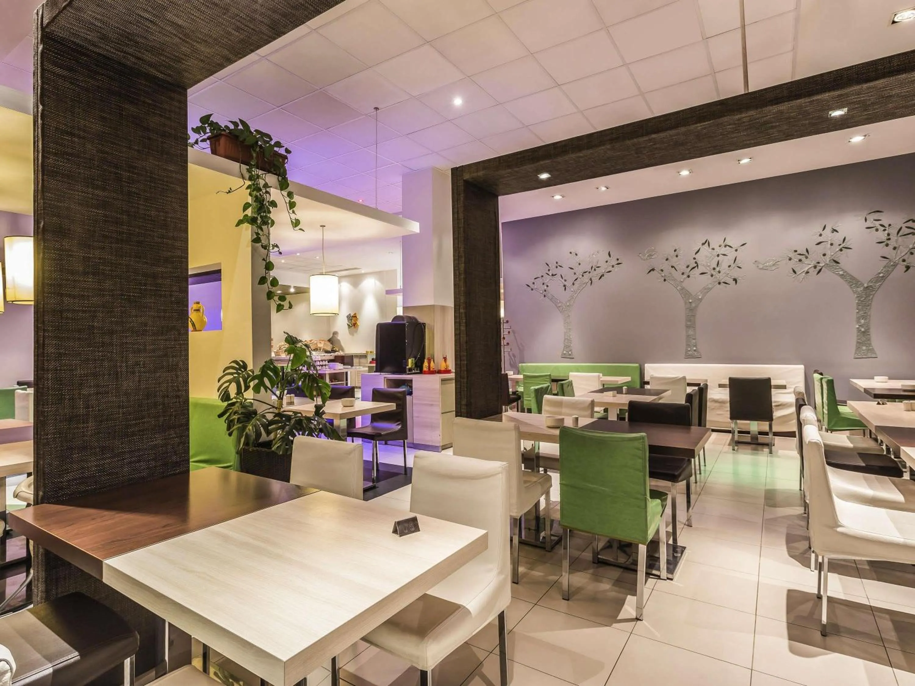 Property building in ibis Oran les Falaises