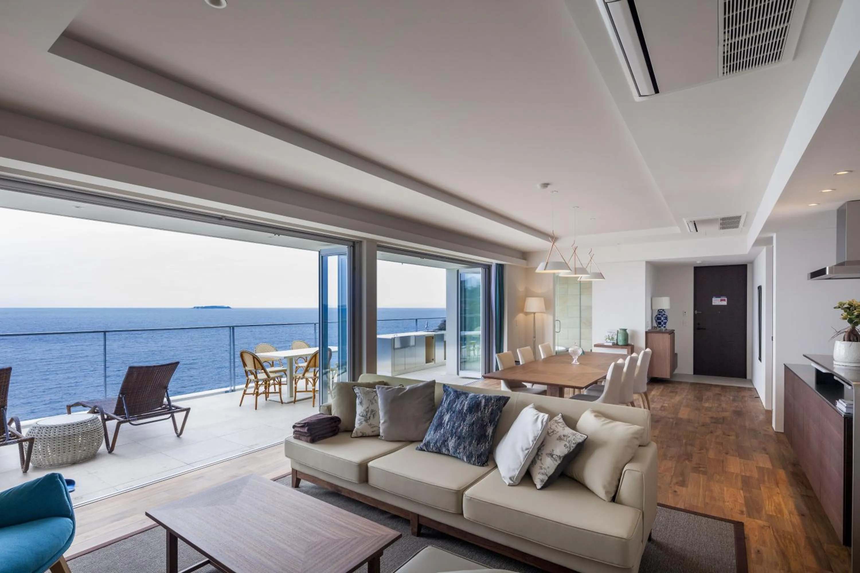 Kitchen or kitchenette, Seating Area in Umito Voyage Atami