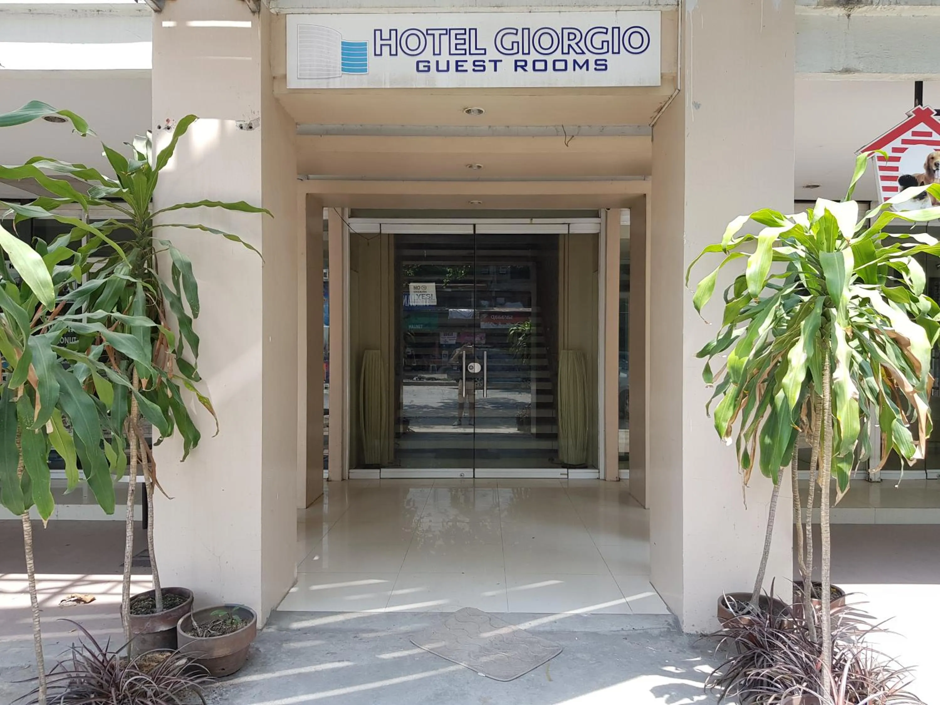 Facade/entrance in Hotel Giorgio