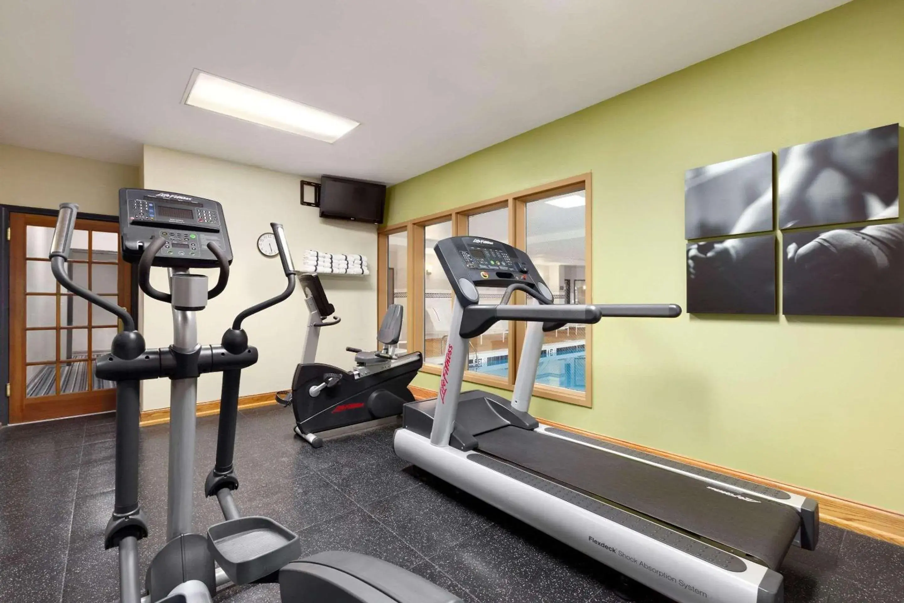 Fitness centre/facilities in Country Inn & Suites by Radisson, Dalton, GA Fitness centre/facilities in Country Inn & Suites by Radisson, Dalton, GA