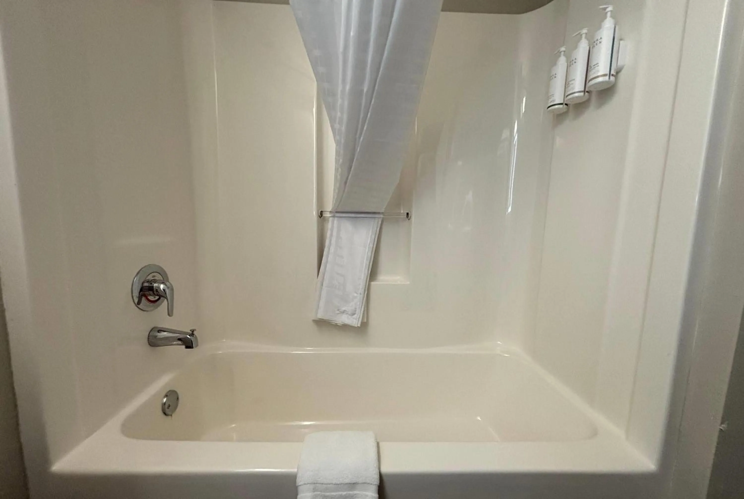 Bathroom in Microtel Inn & Suites by Wyndham Springfield