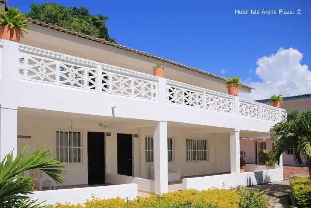 Property building in Hotel Dorado Plaza Punta Arena Property building in Hotel Dorado Plaza Punta Arena