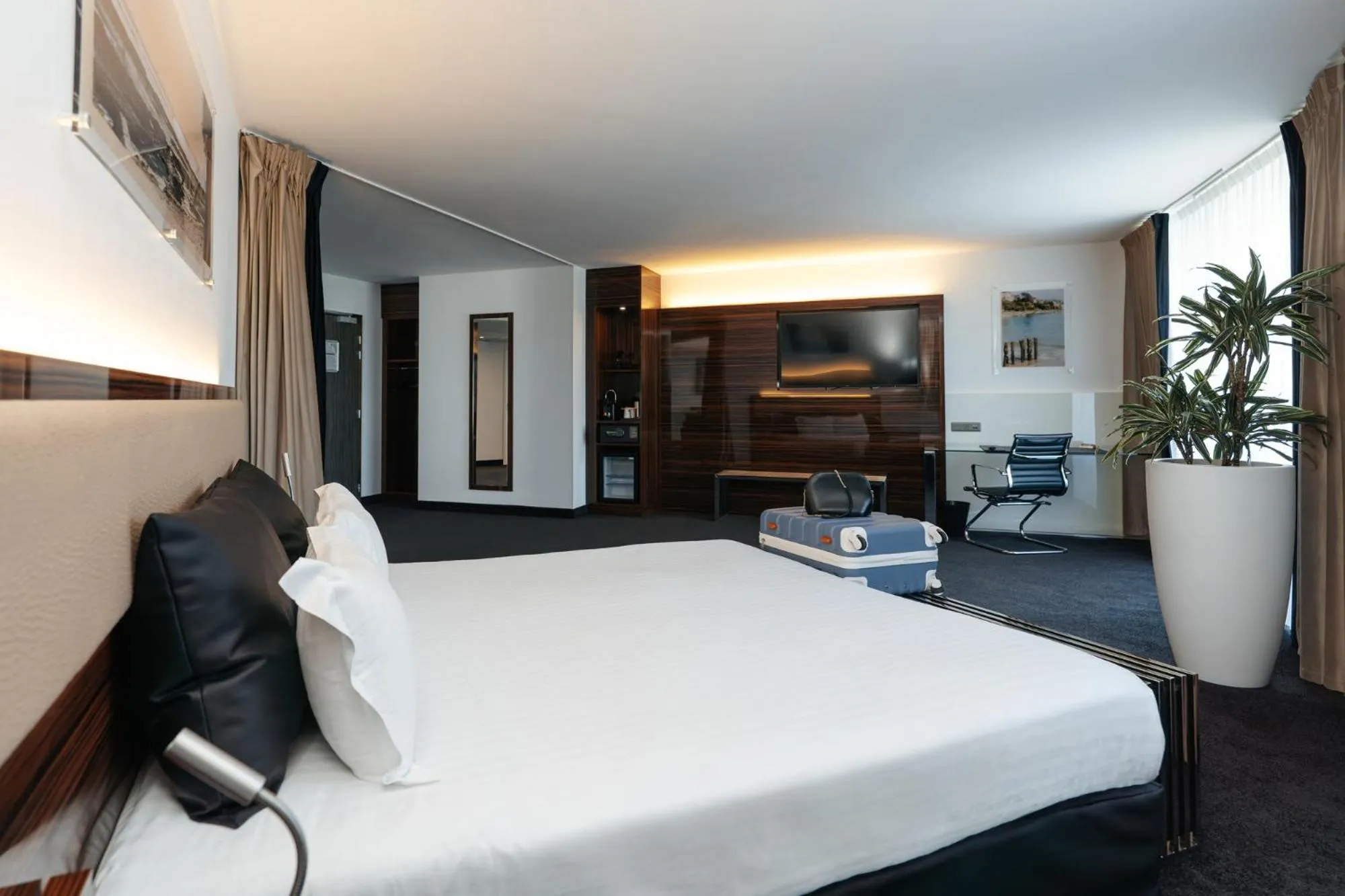 Bed in Westotel Le Pouliguen