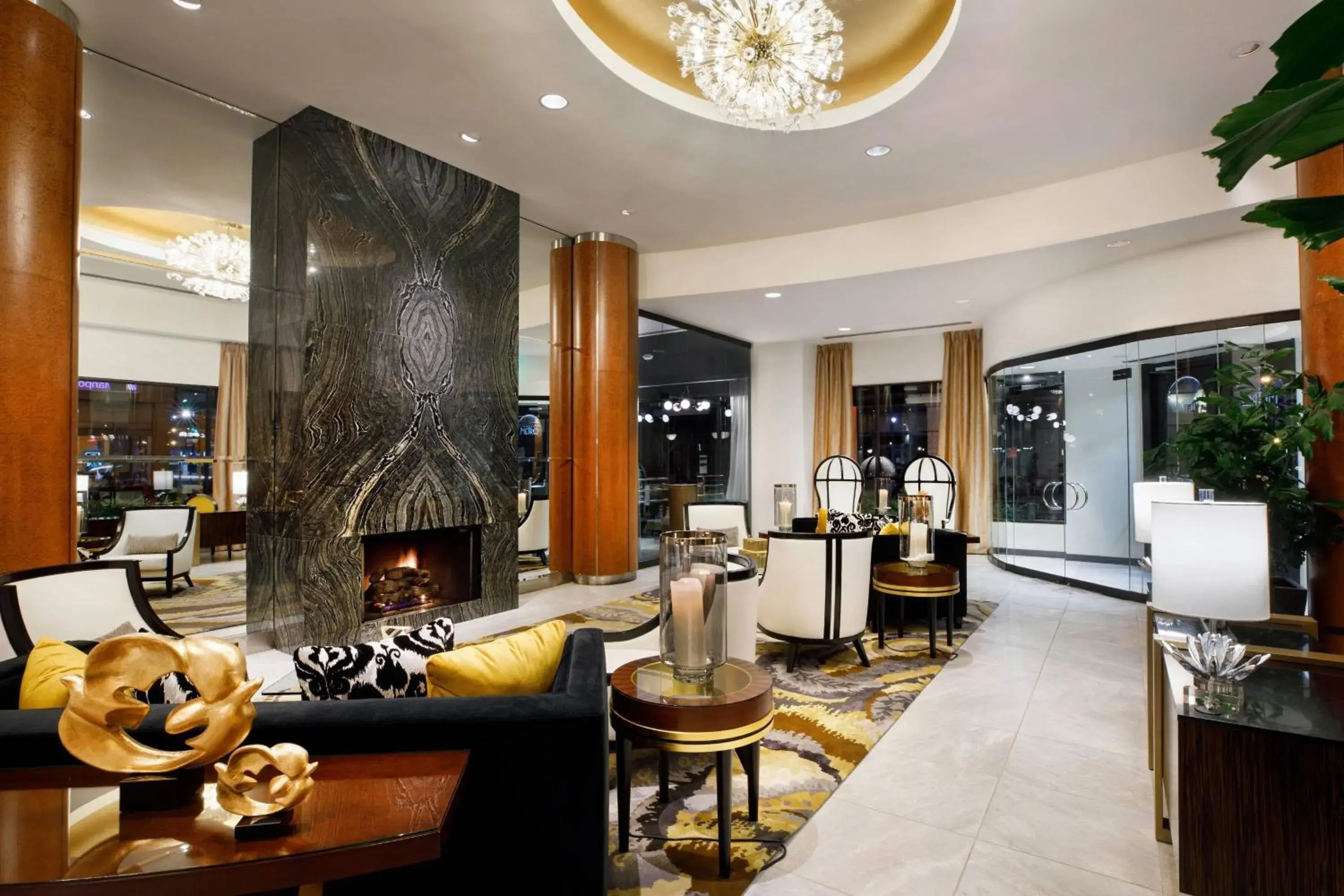 Lobby or reception in Hotel Metro, Autograph Collection Lobby or reception in Hotel Metro, Autograph Collection