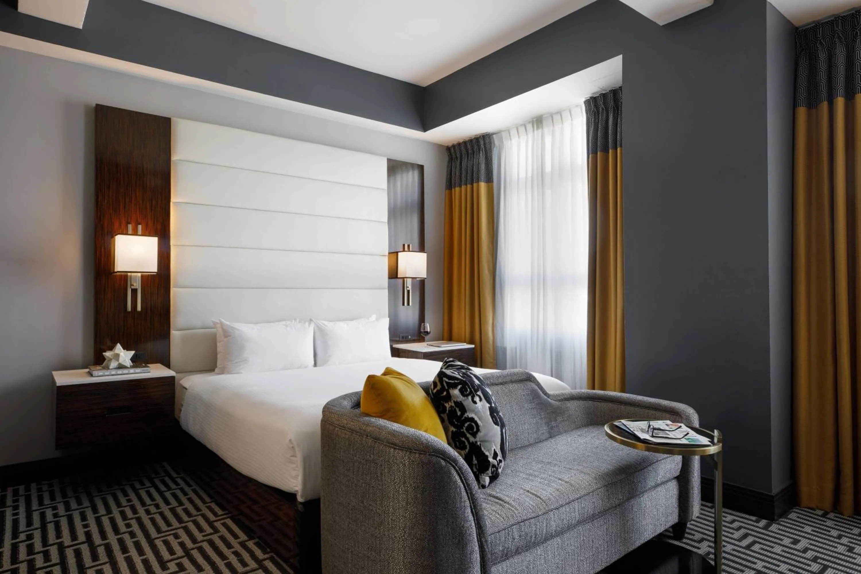 Photo of the whole room, Bed in Hotel Metro, Autograph Collection