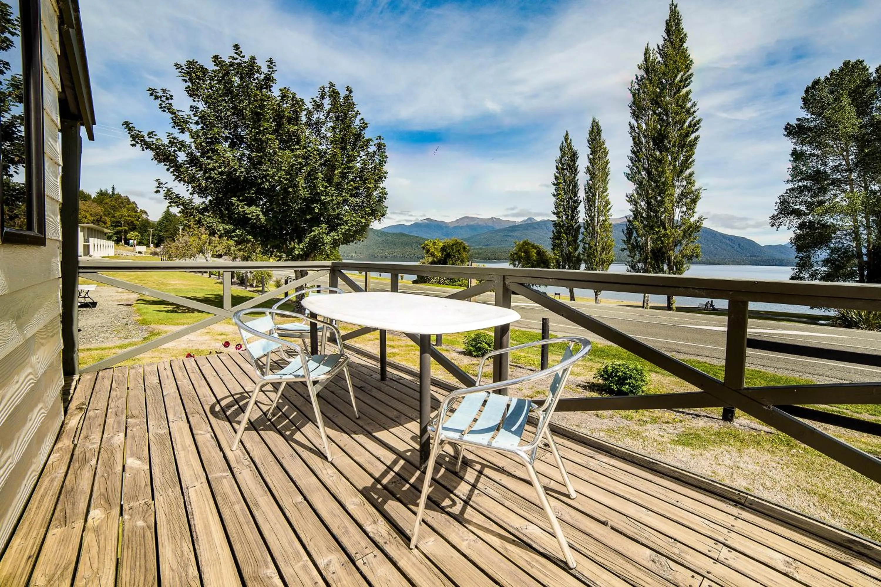 Balcony/Terrace in Te Anau Lakeview Holiday Park & Motels