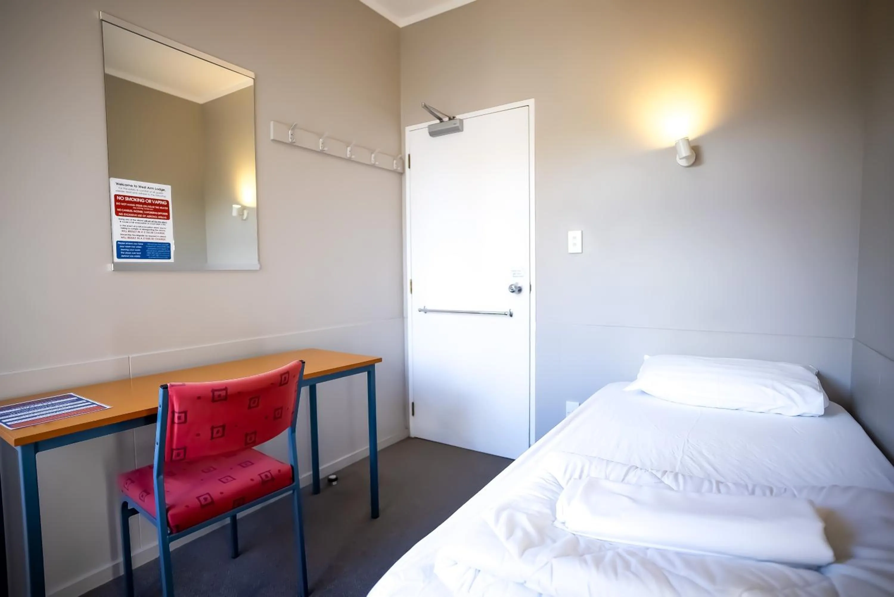 Bed in Te Anau Lakeview Holiday Park & Motels