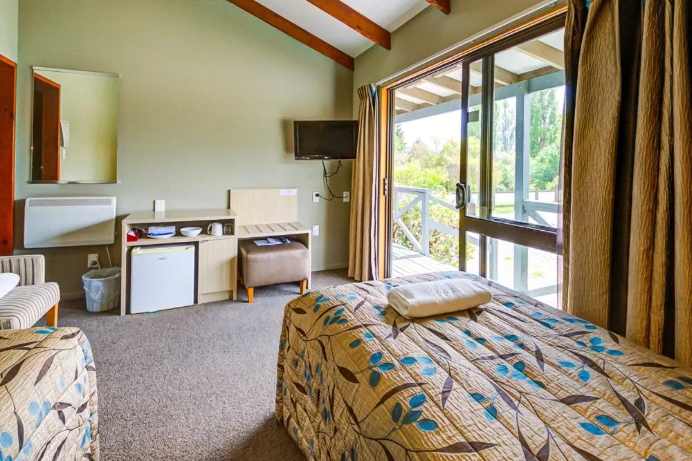 Bed in Te Anau Lakeview Holiday Park & Motels