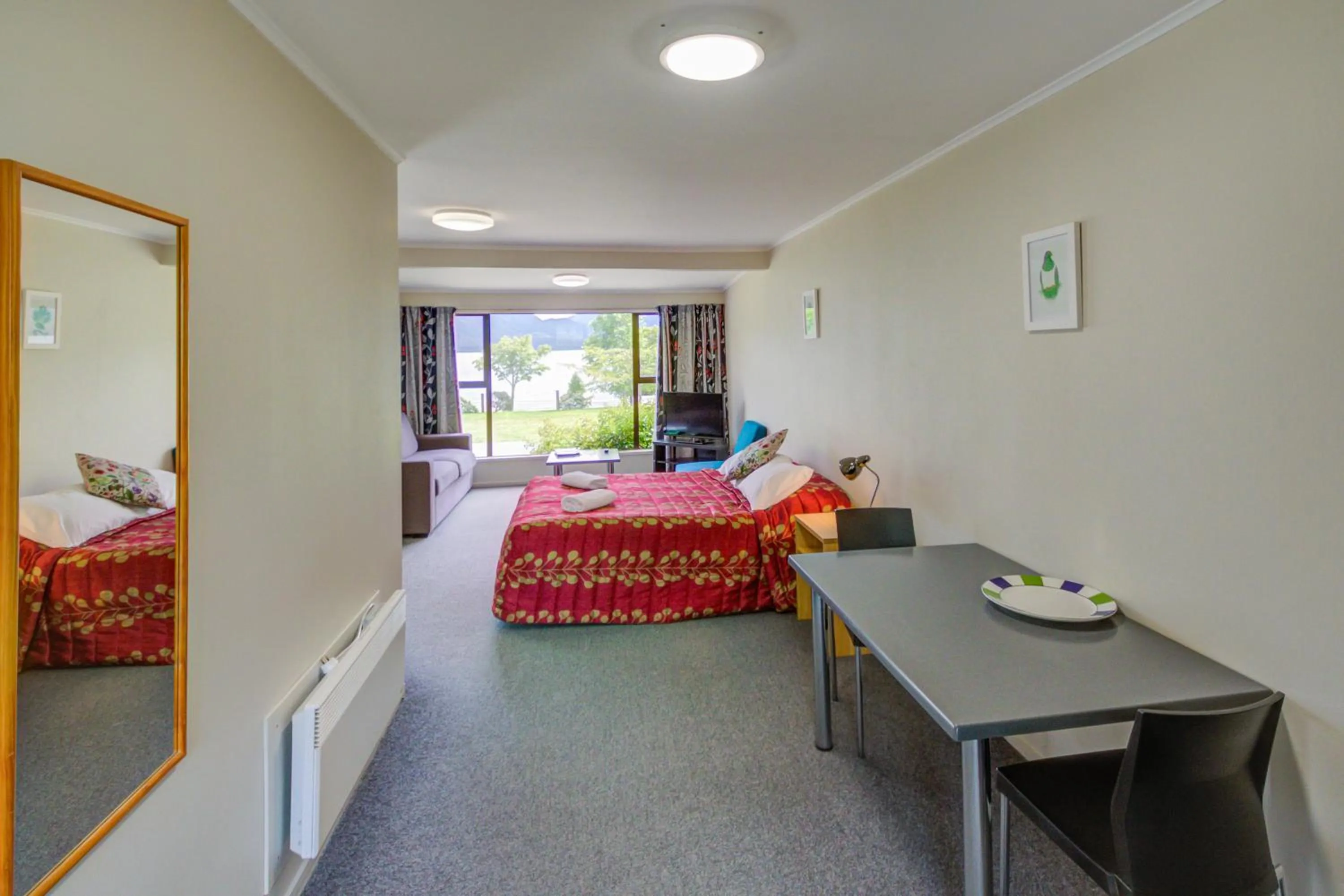 Bed in Te Anau Lakeview Holiday Park & Motels