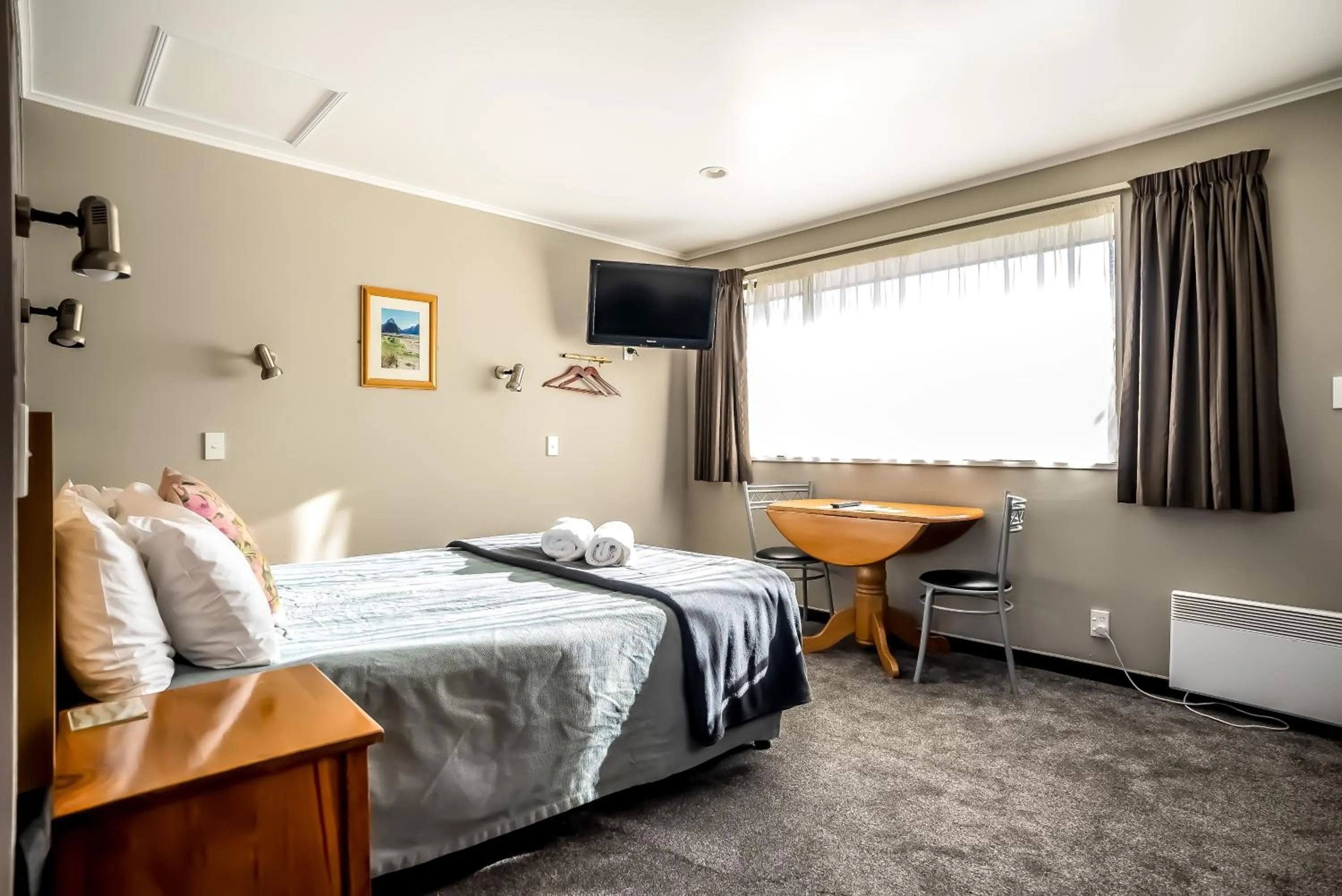 Bed in Te Anau Lakeview Holiday Park & Motels