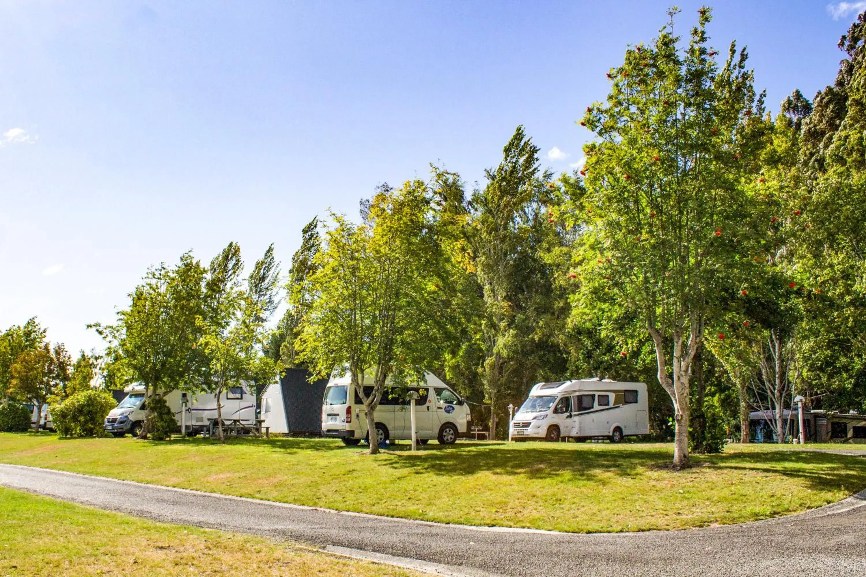 Garden view in Te Anau Lakeview Holiday Park & Motels Garden view in Te Anau Lakeview Holiday Park & Motels