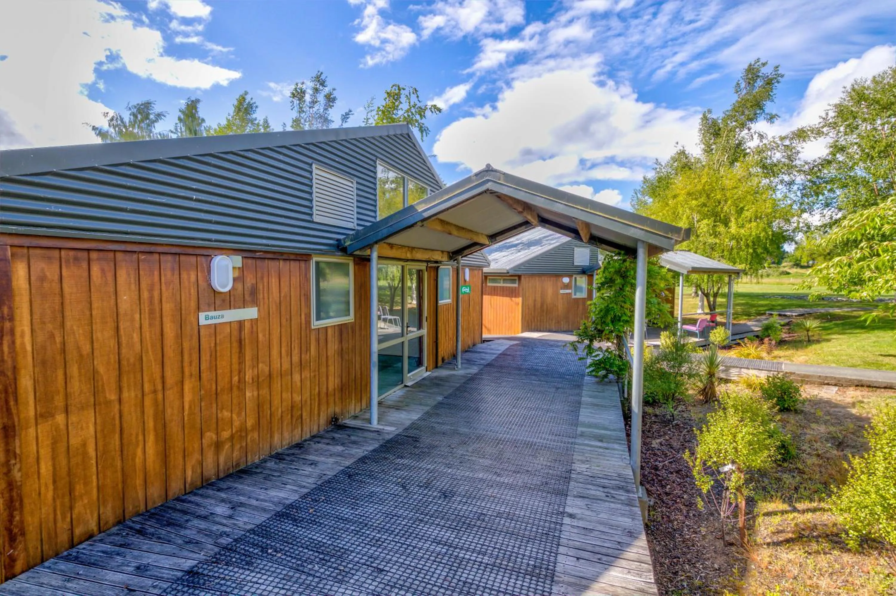 Property building in Te Anau Lakeview Holiday Park & Motels