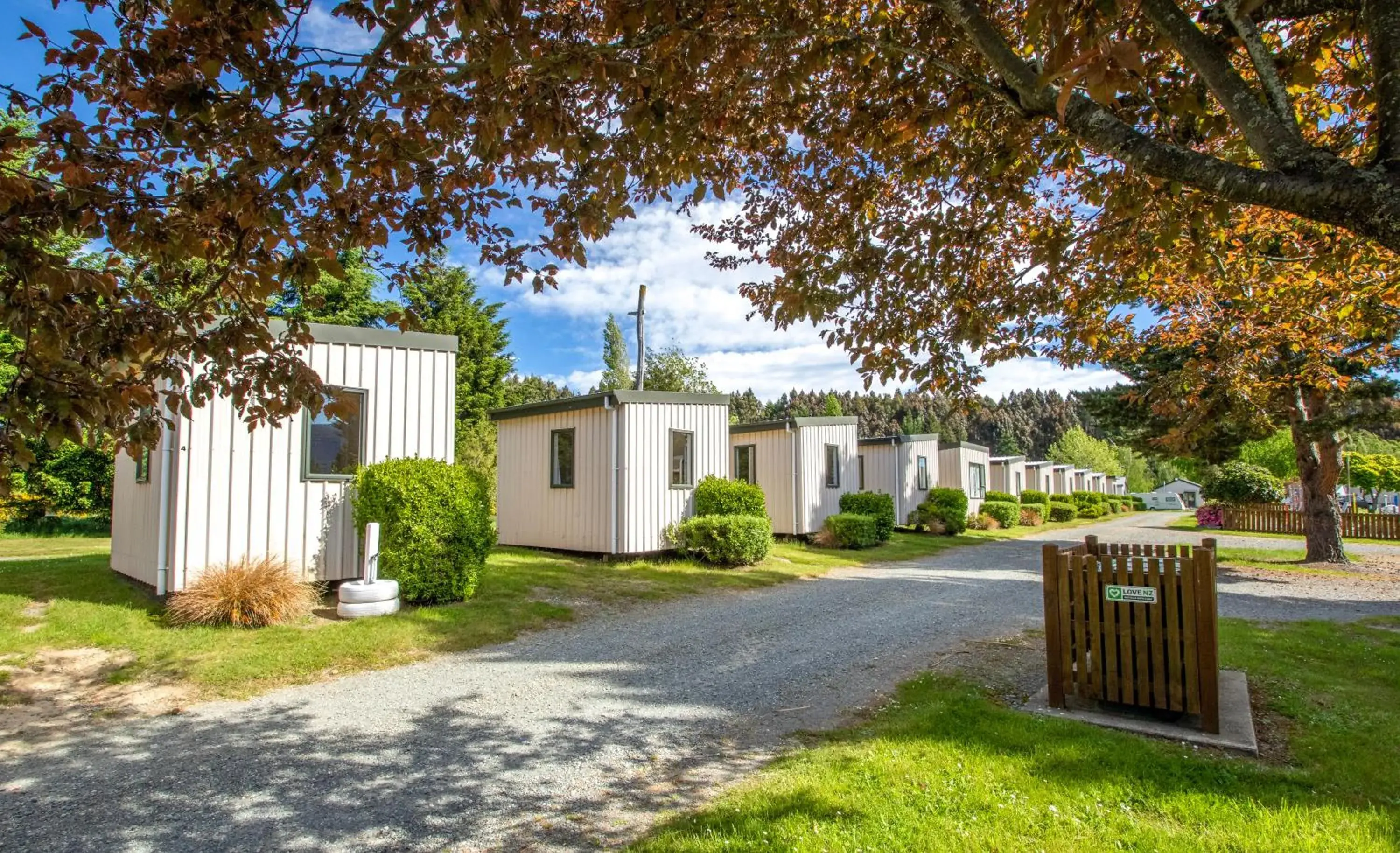 Property building in Te Anau Lakeview Holiday Park & Motels Property building in Te Anau Lakeview Holiday Park & Motels