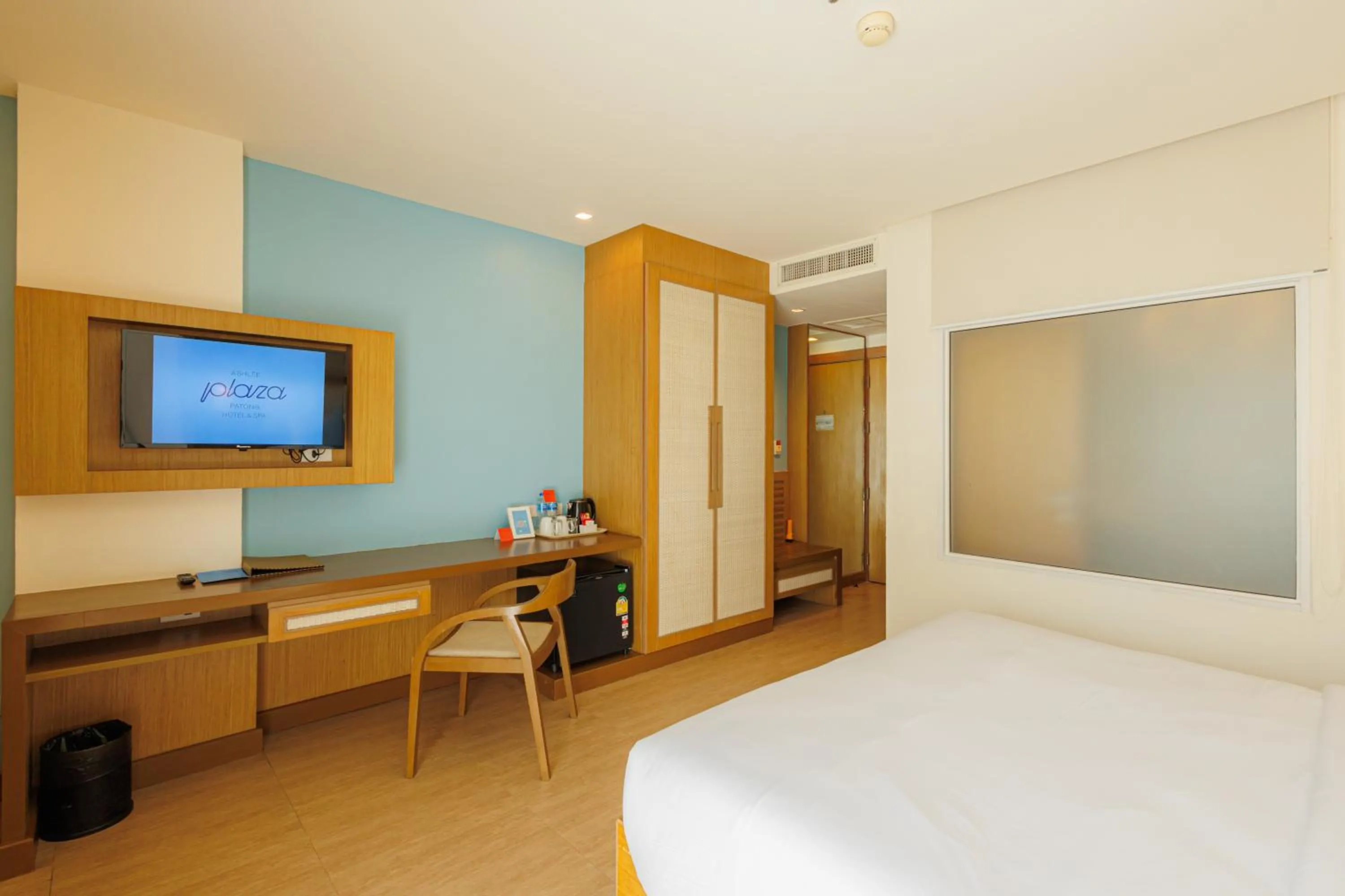 Bedroom, Bed in ASHLEE Plaza Patong Hotel & Spa