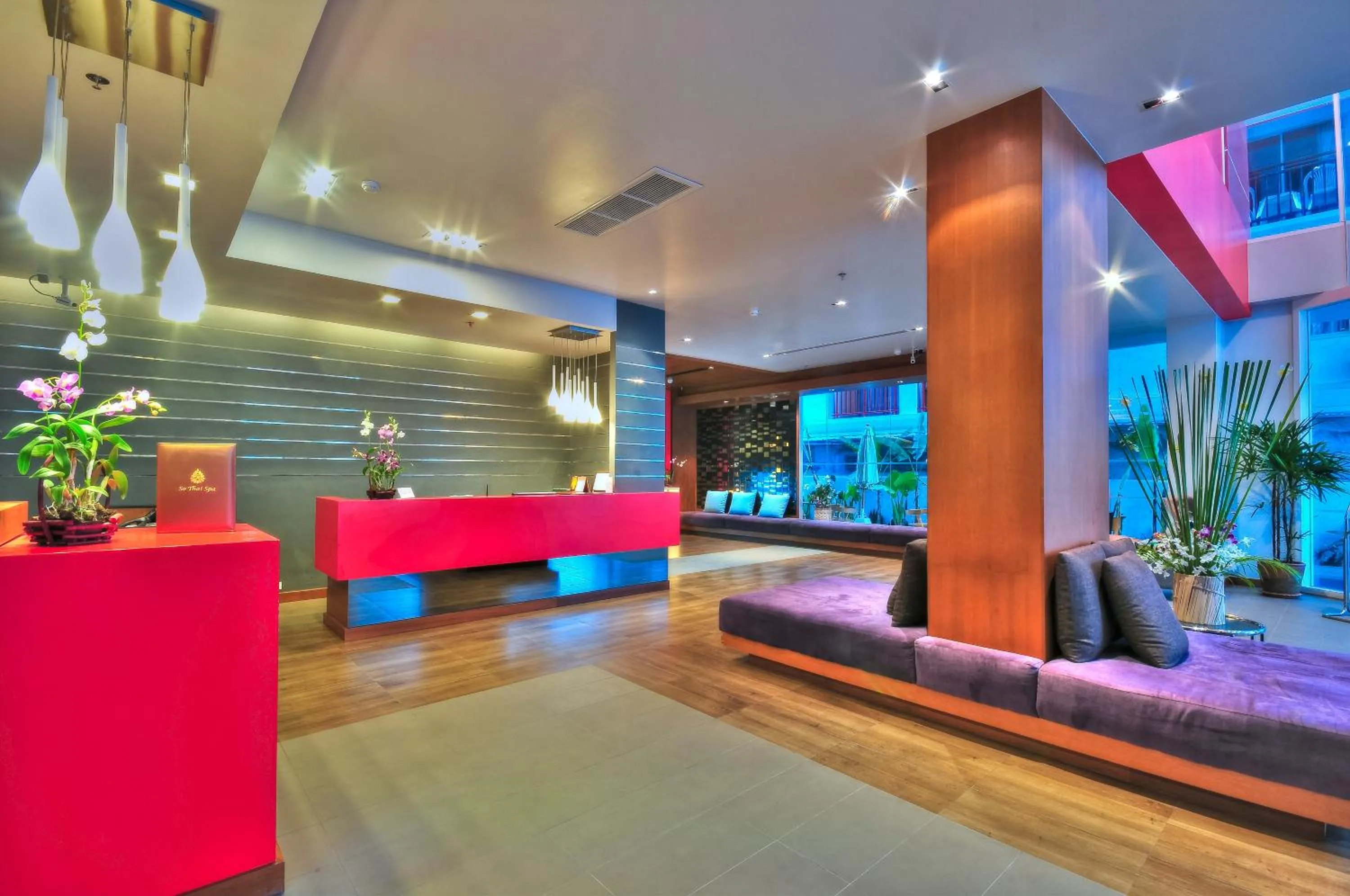 Lobby or reception in ASHLEE Heights Hotel Patong