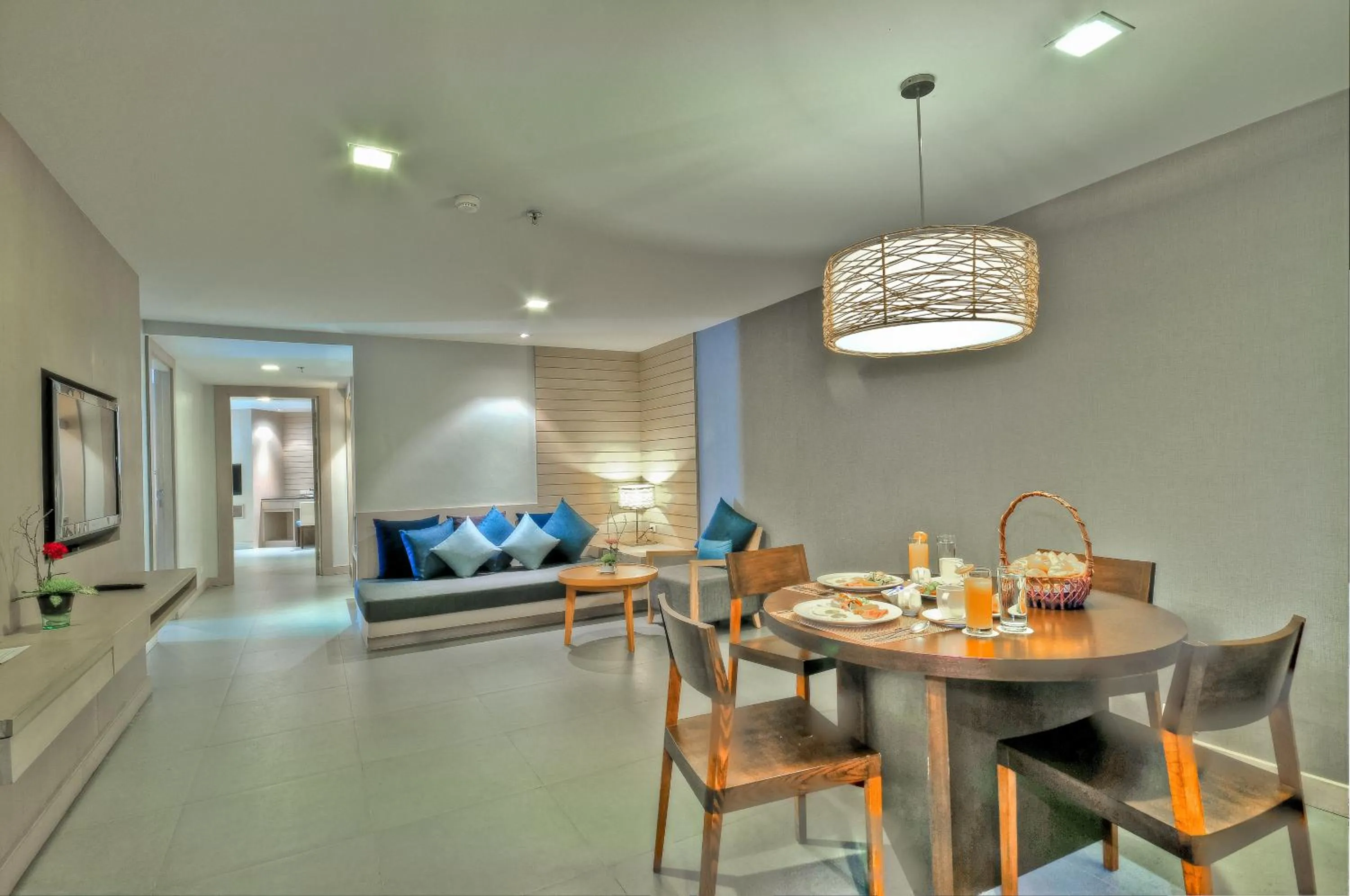 Living room in ASHLEE Heights Hotel Patong