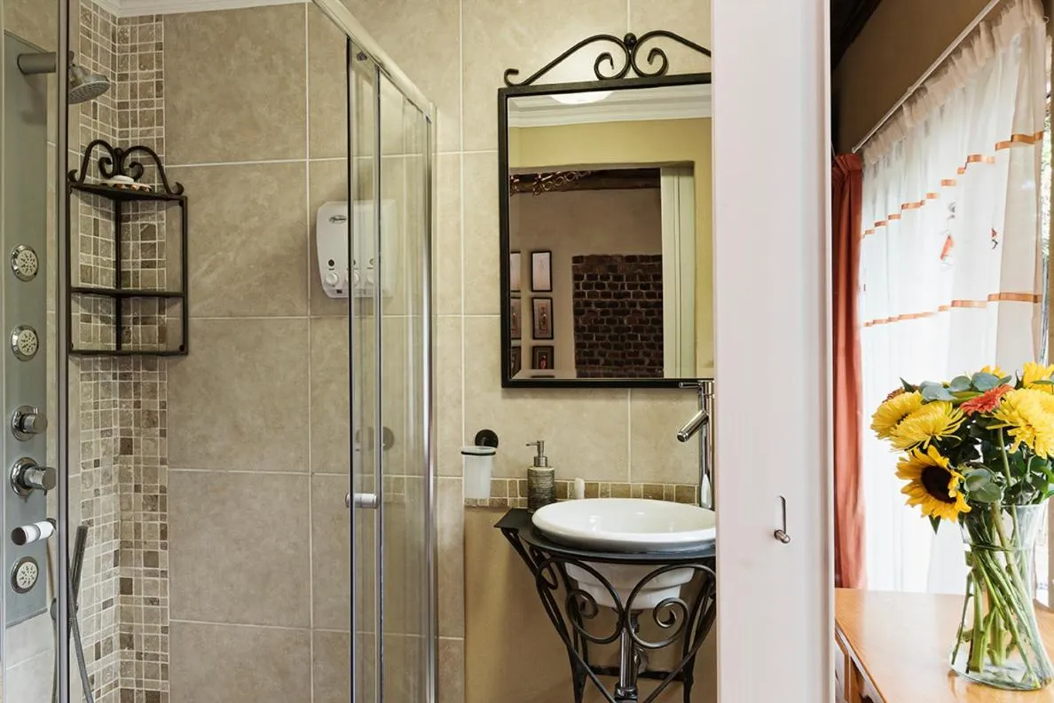 Bathroom in Glenda's Guest Suites