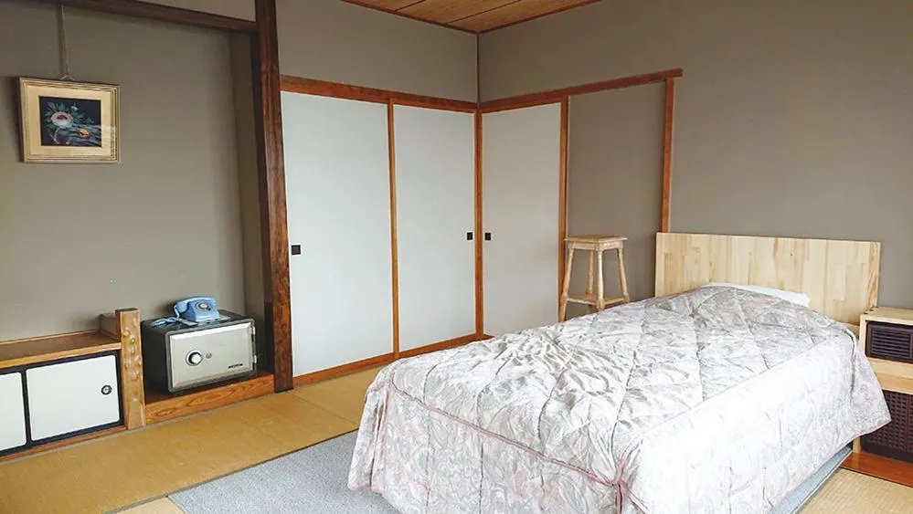 Hotel Weisser Hof Happei