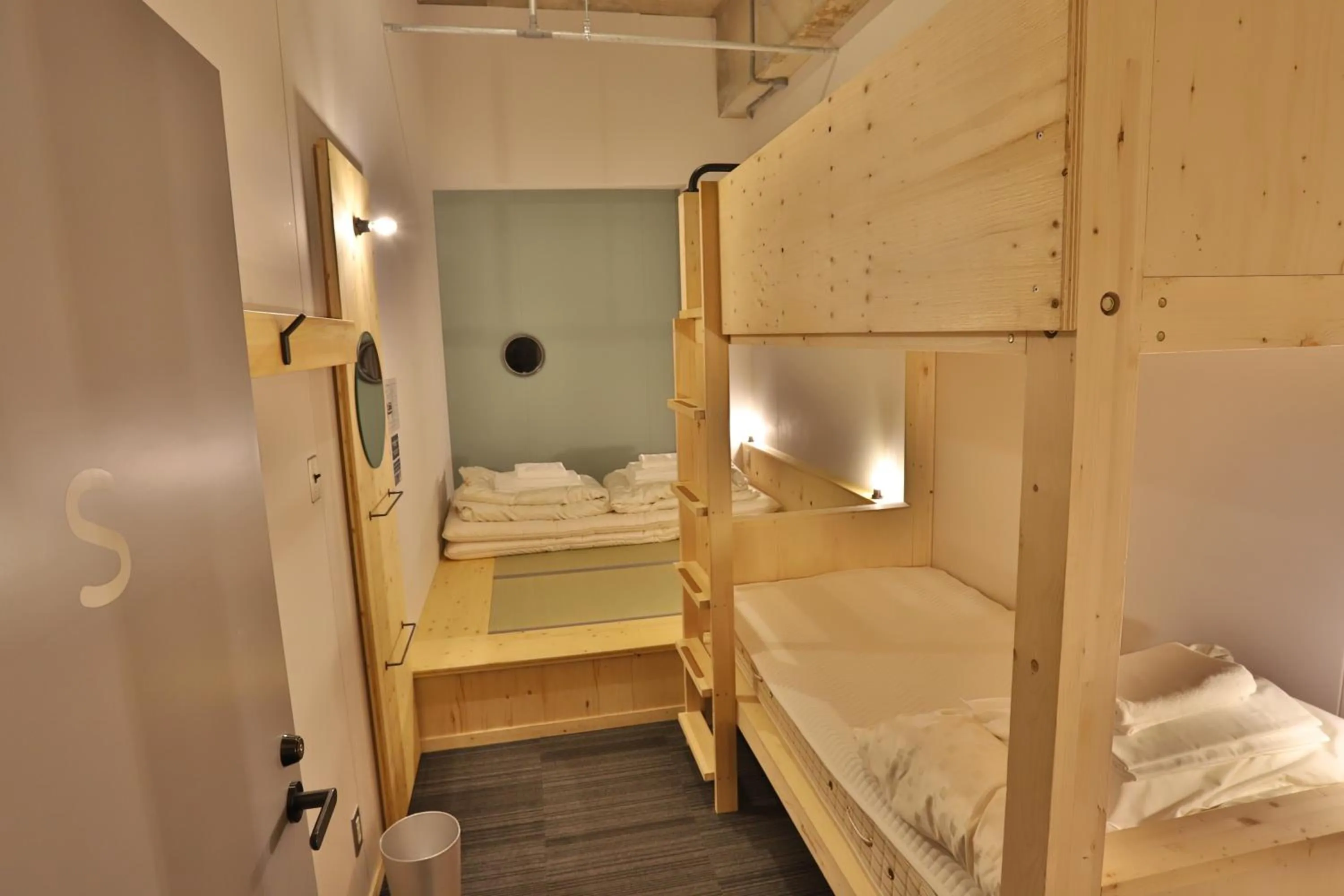 Photo of the whole room, Bed in Hostel Tomar