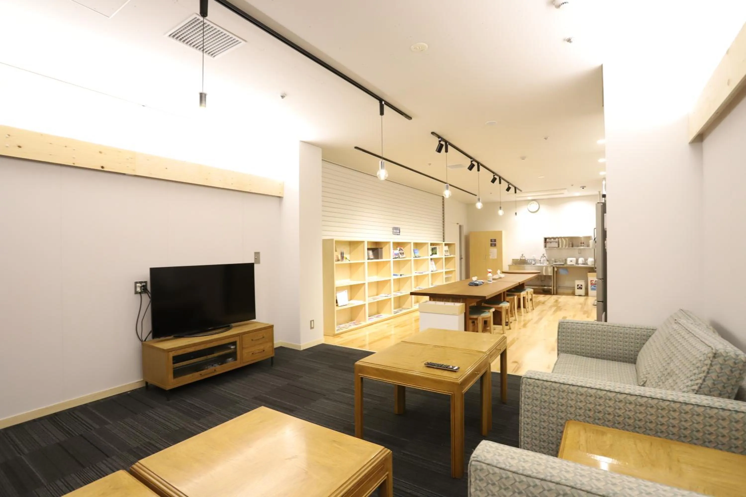 Communal lounge/ TV room in Hostel Tomar