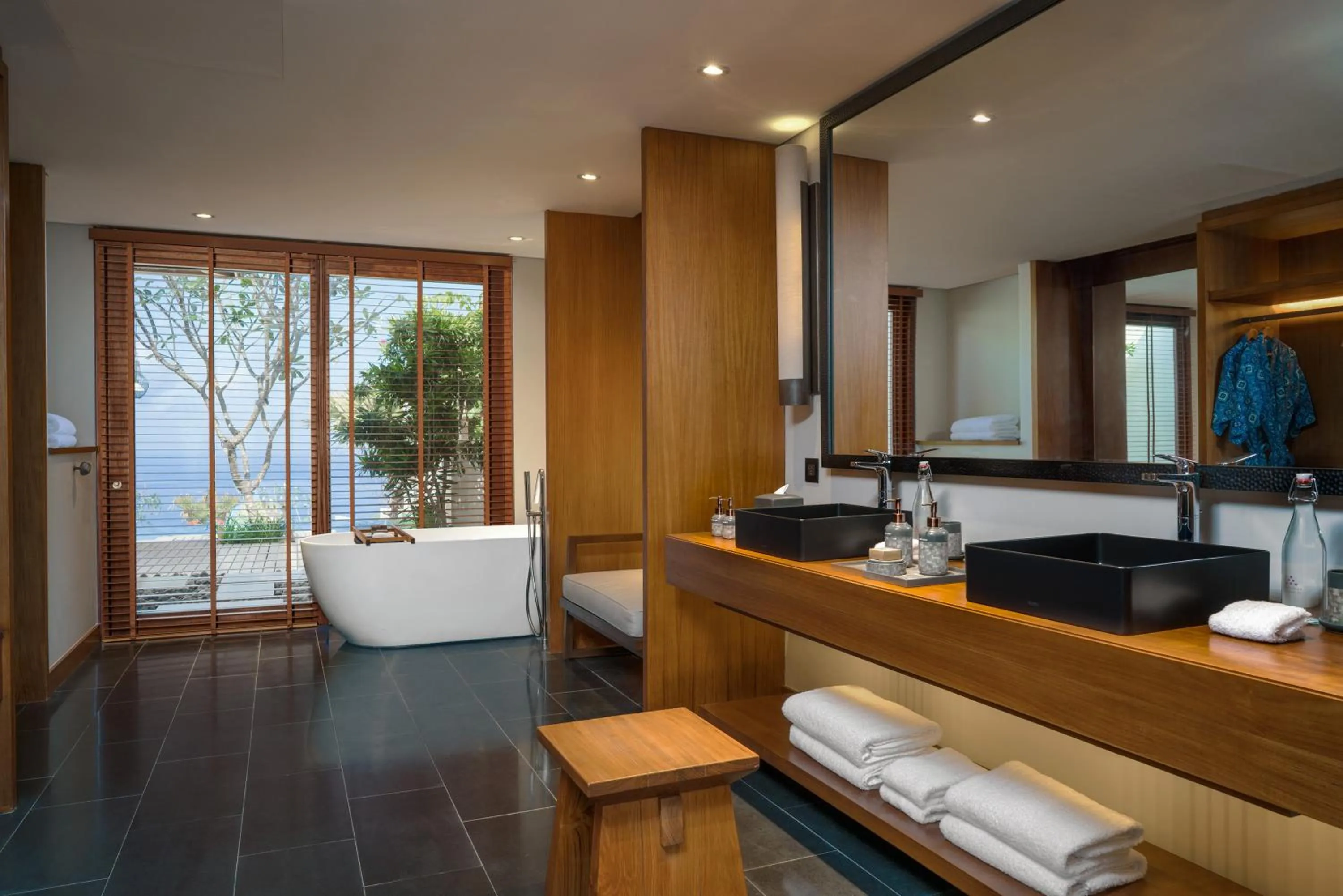 Bathroom in Six Senses Uluwatu