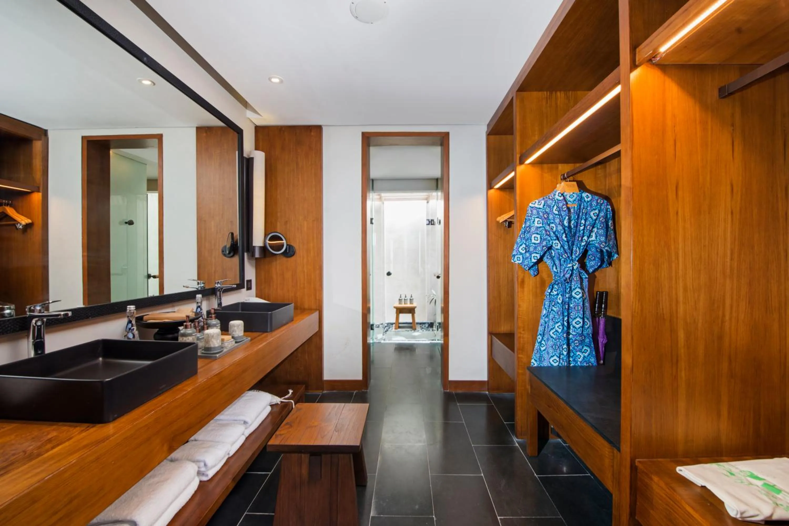 Bathroom in Six Senses Uluwatu
