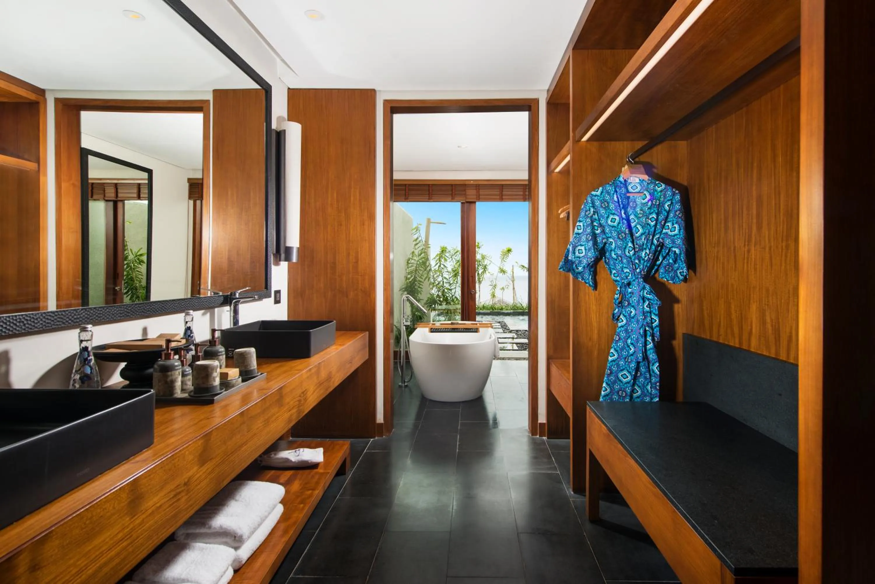 Bathroom in Six Senses Uluwatu