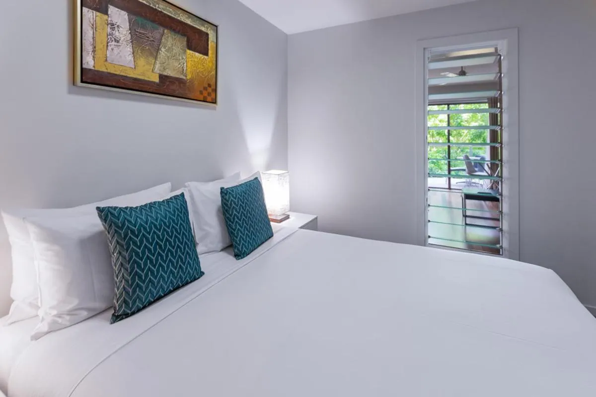 Bedroom, Bed in Essence Apartments Chermside