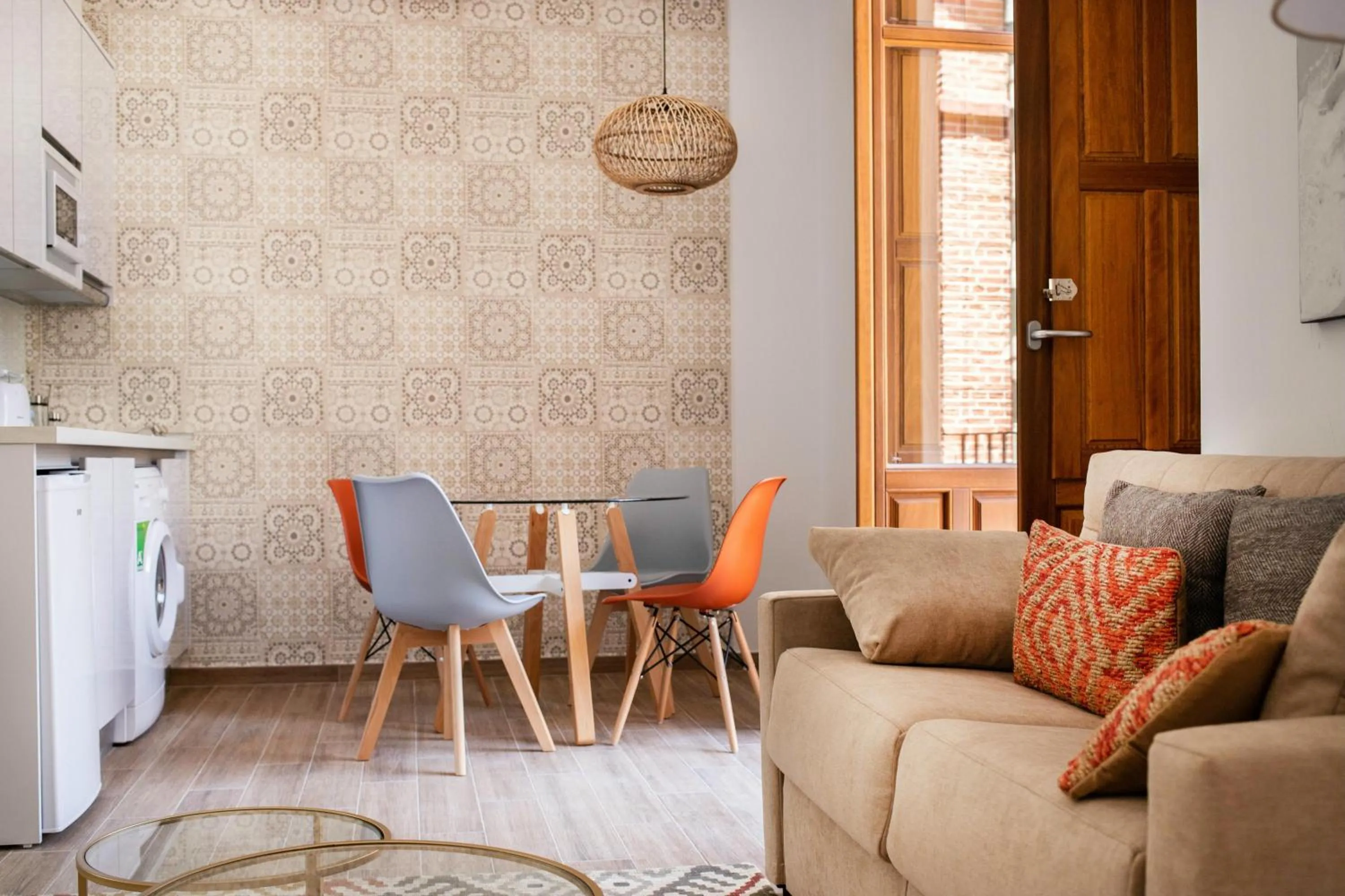 Living room in Feelathome Mártires Apartments