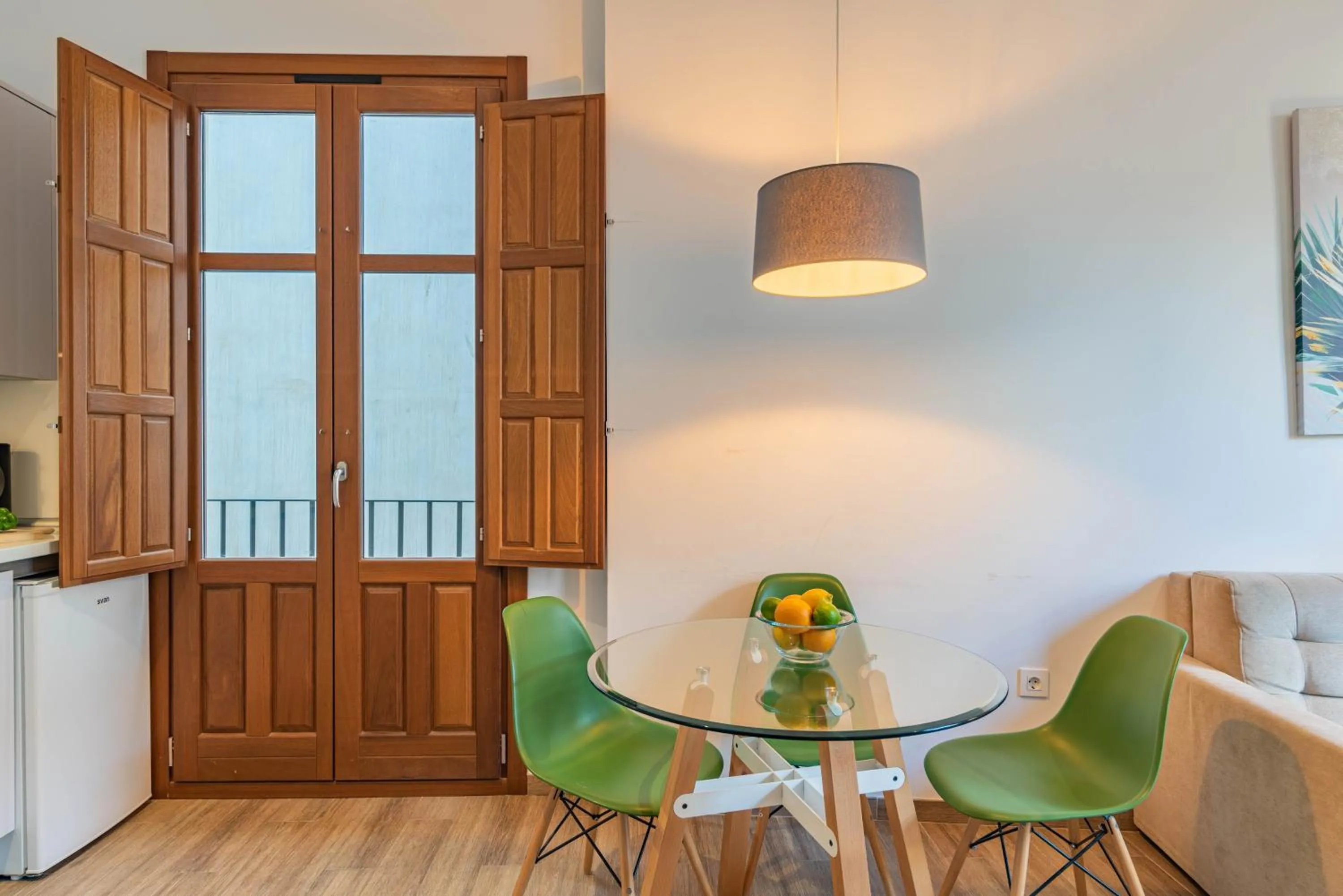 Kitchen or kitchenette in Feelathome Mártires Apartments