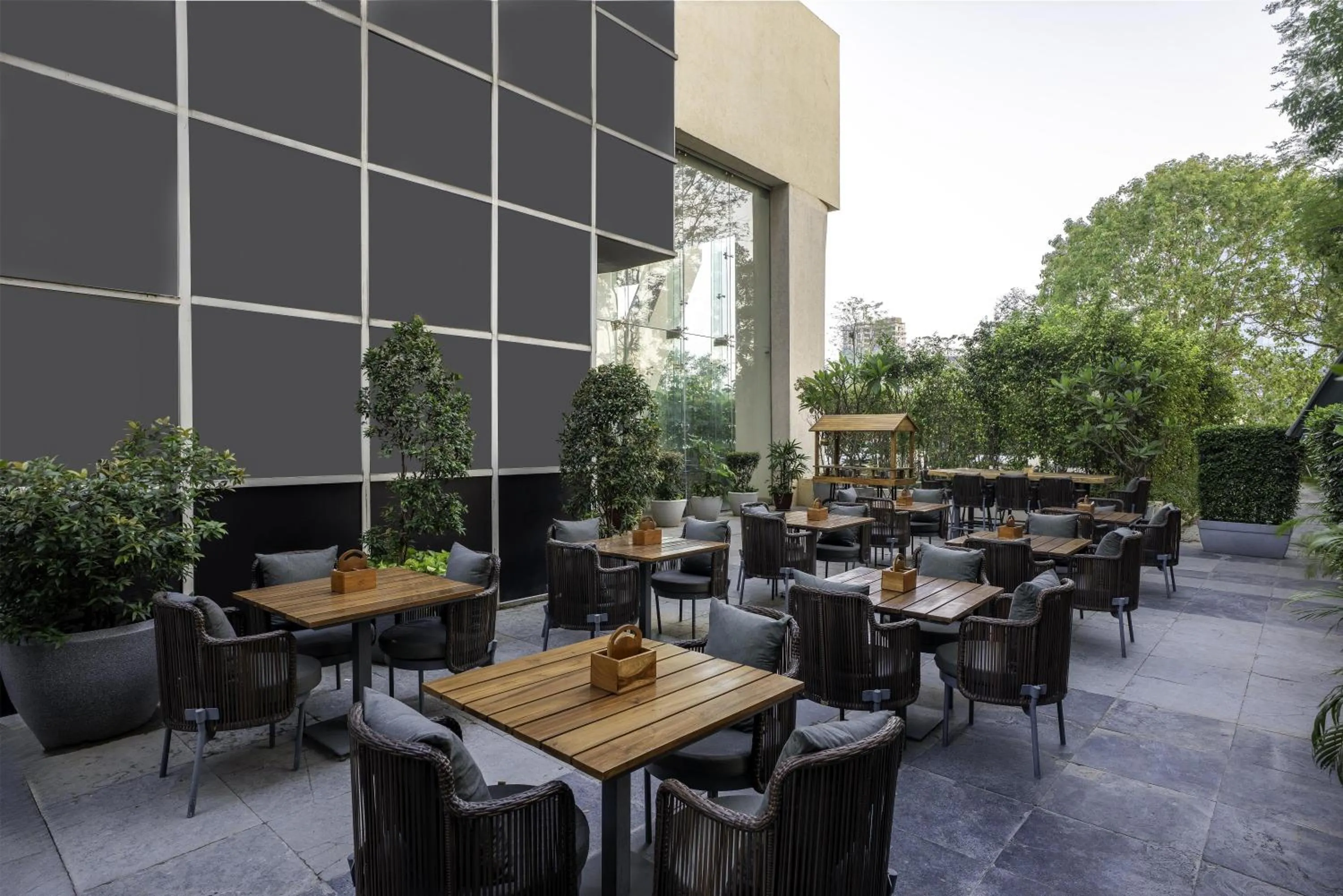 Restaurant/places to eat in Radisson Blu Hotel Pune Kharadi