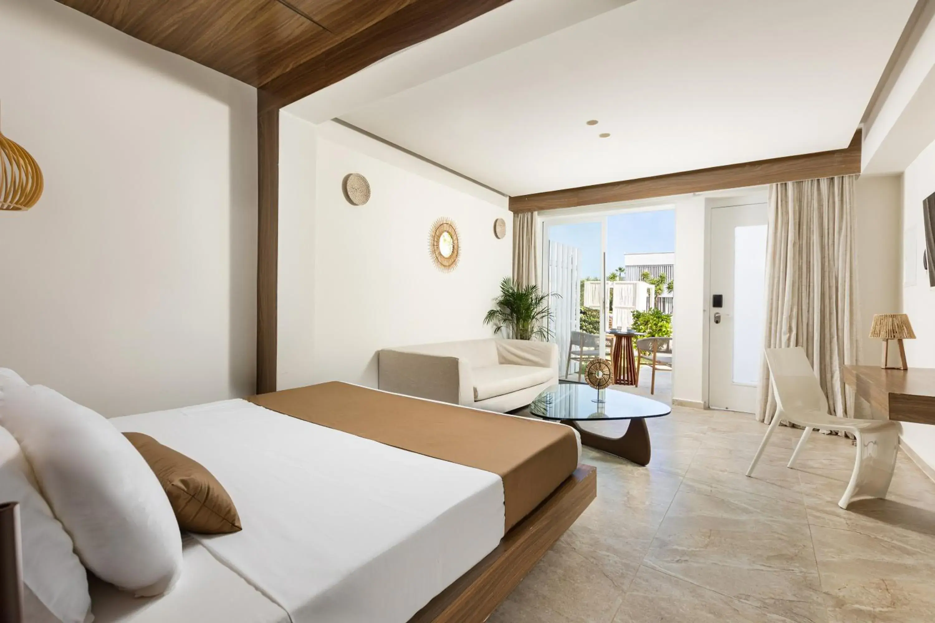 DPV - single occupancy - Double Pool View in So White Beach Resort DPV - single occupancy - Double Pool View in So White Beach Resort