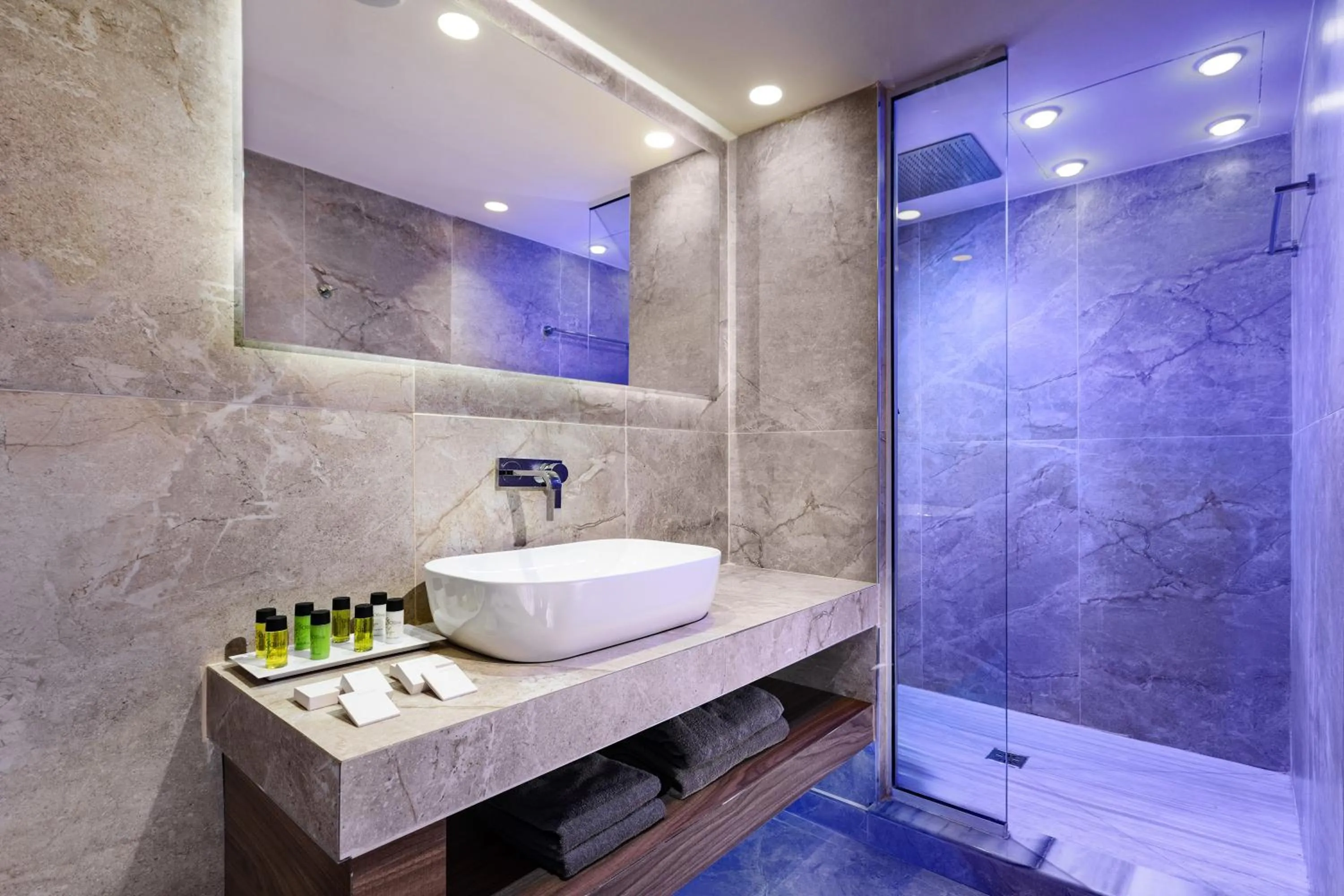 Bathroom in So White Beach Resort