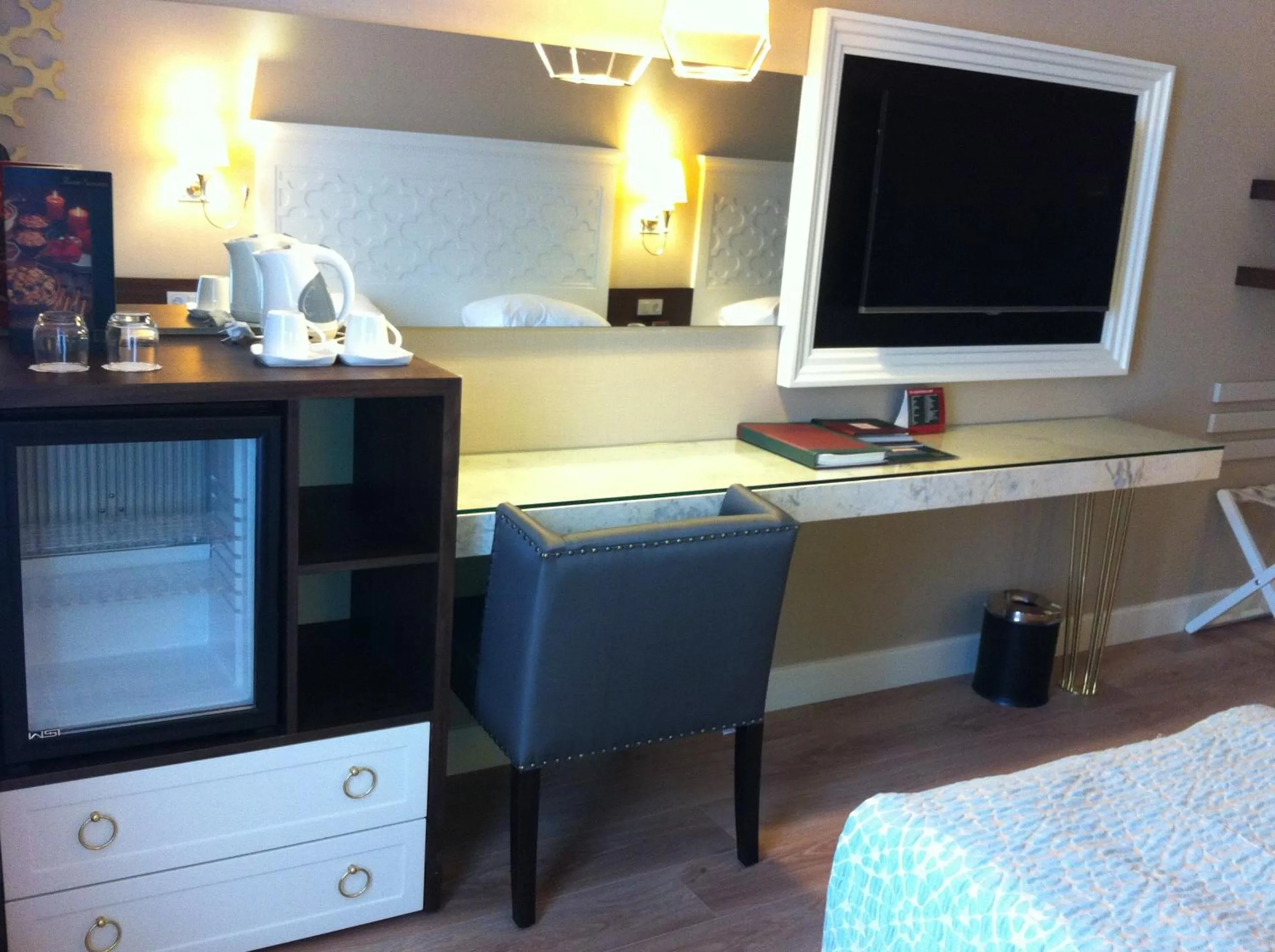 TV and multimedia in Fame Residence Kemer & Spa