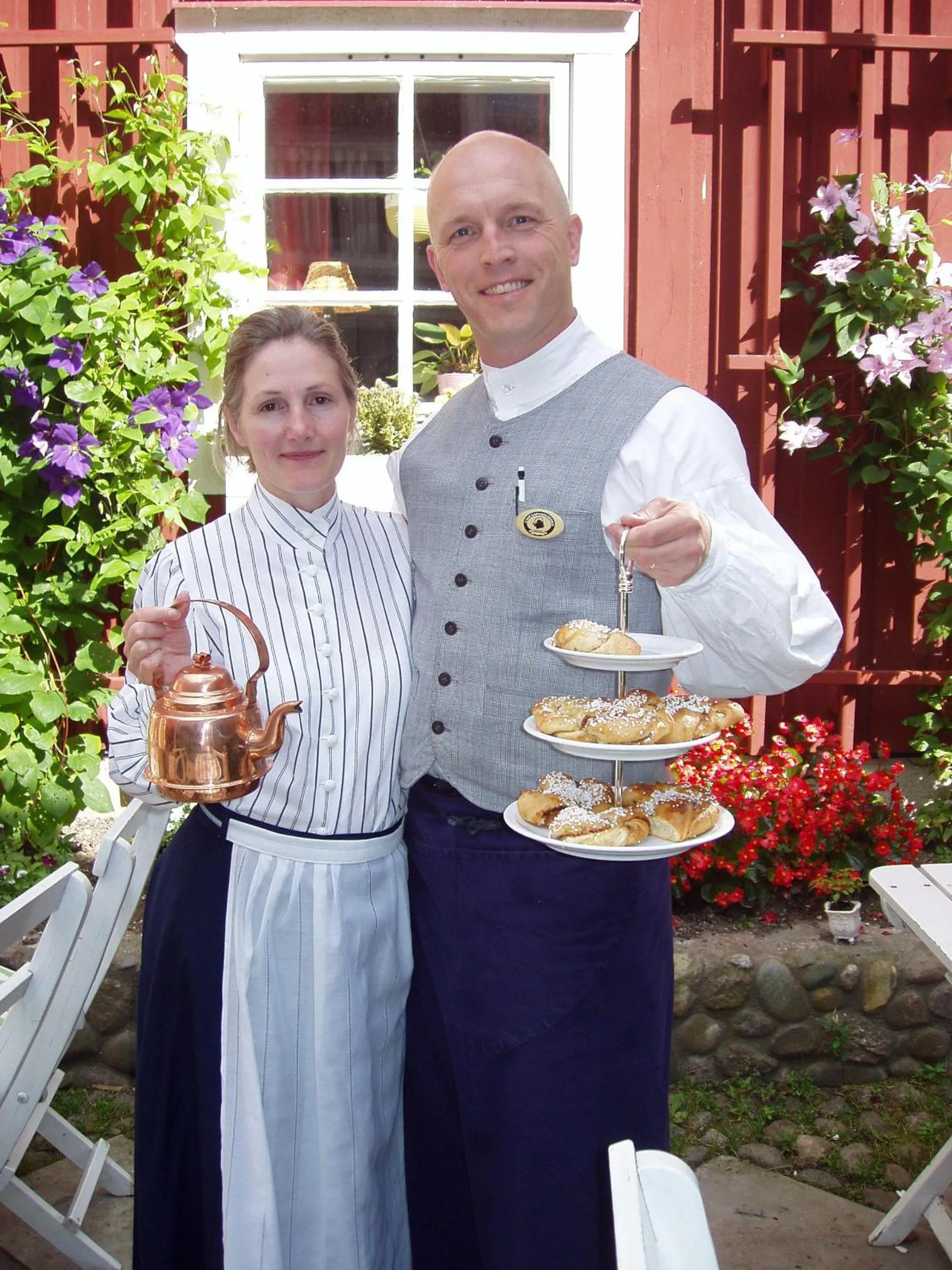 Staff in Garvaregården Hotel , B&B och Café