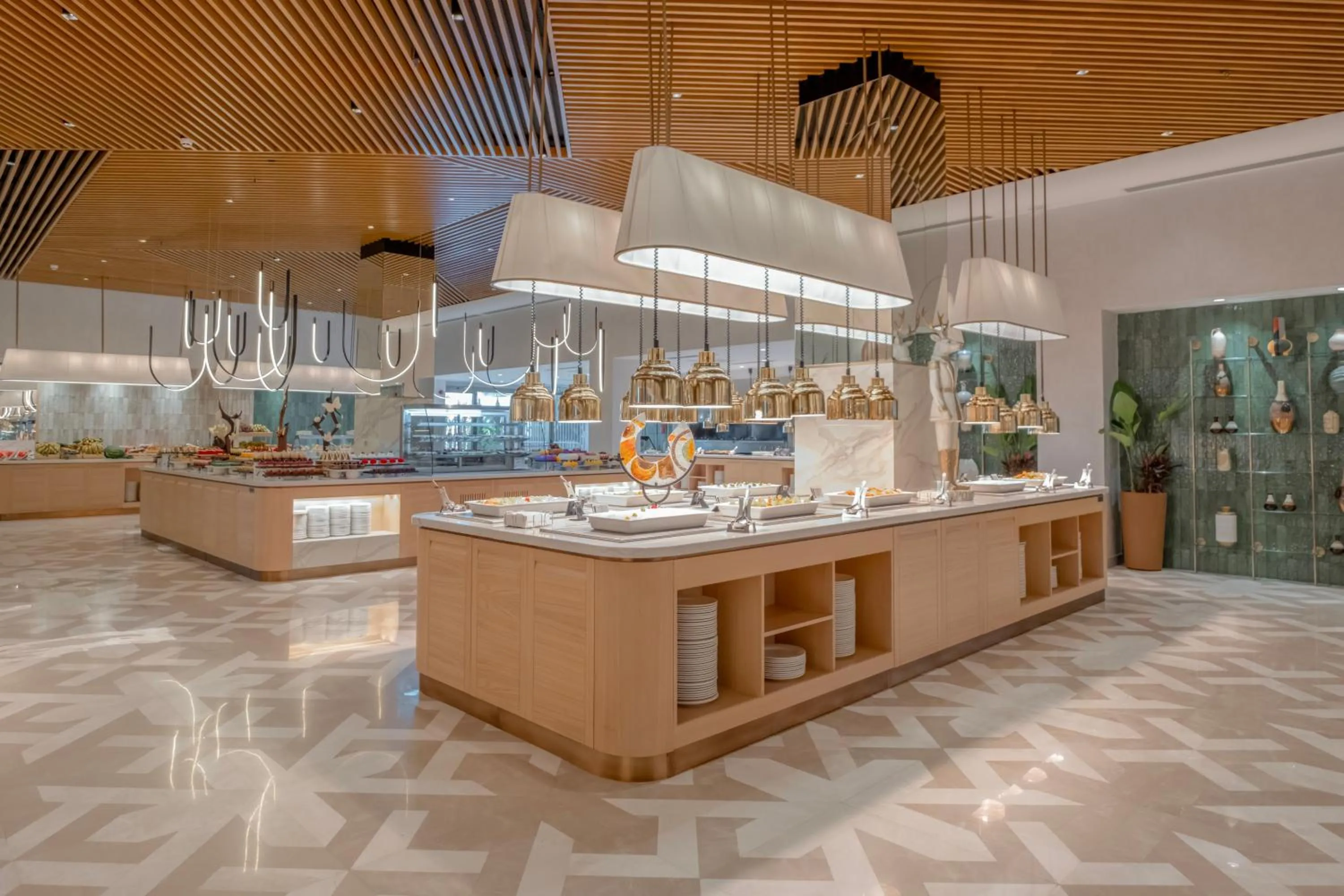 Restaurant/places to eat in Fame Residence Lara & Spa