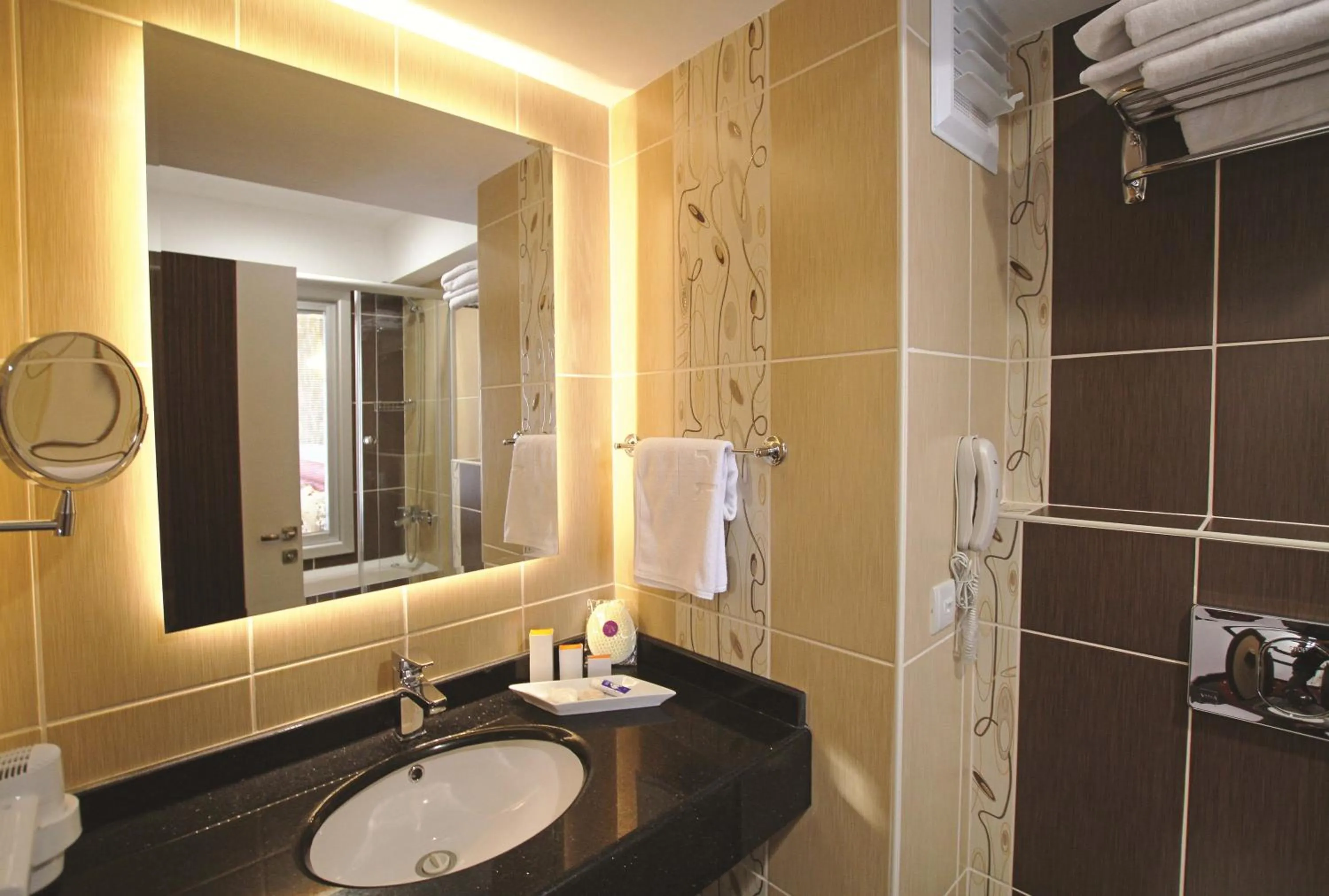 Bathroom in Marwa Hotel