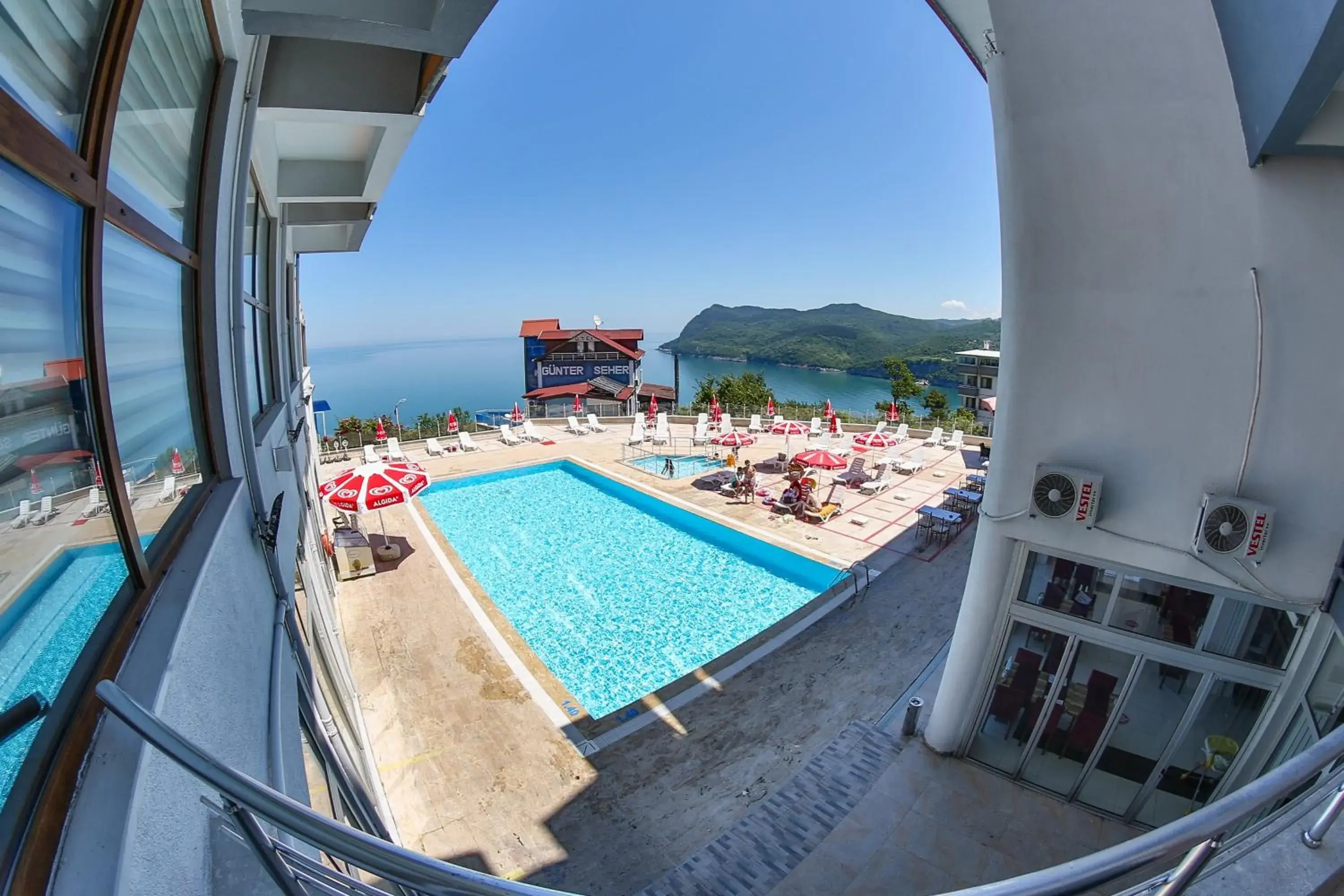 Swimming pool in Amasra Diamond Hotel Swimming pool in Amasra Diamond Hotel