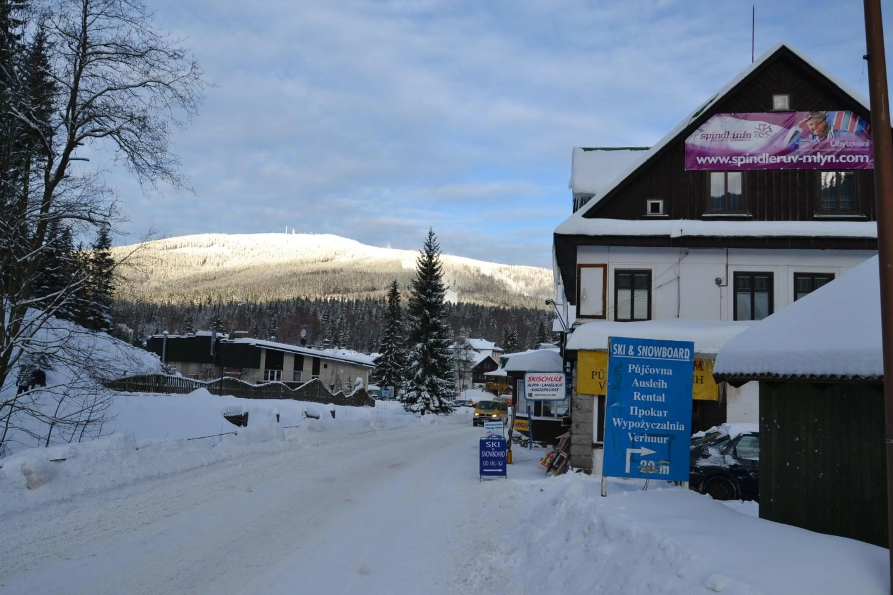 Area and facilities in Hostel Fortuna