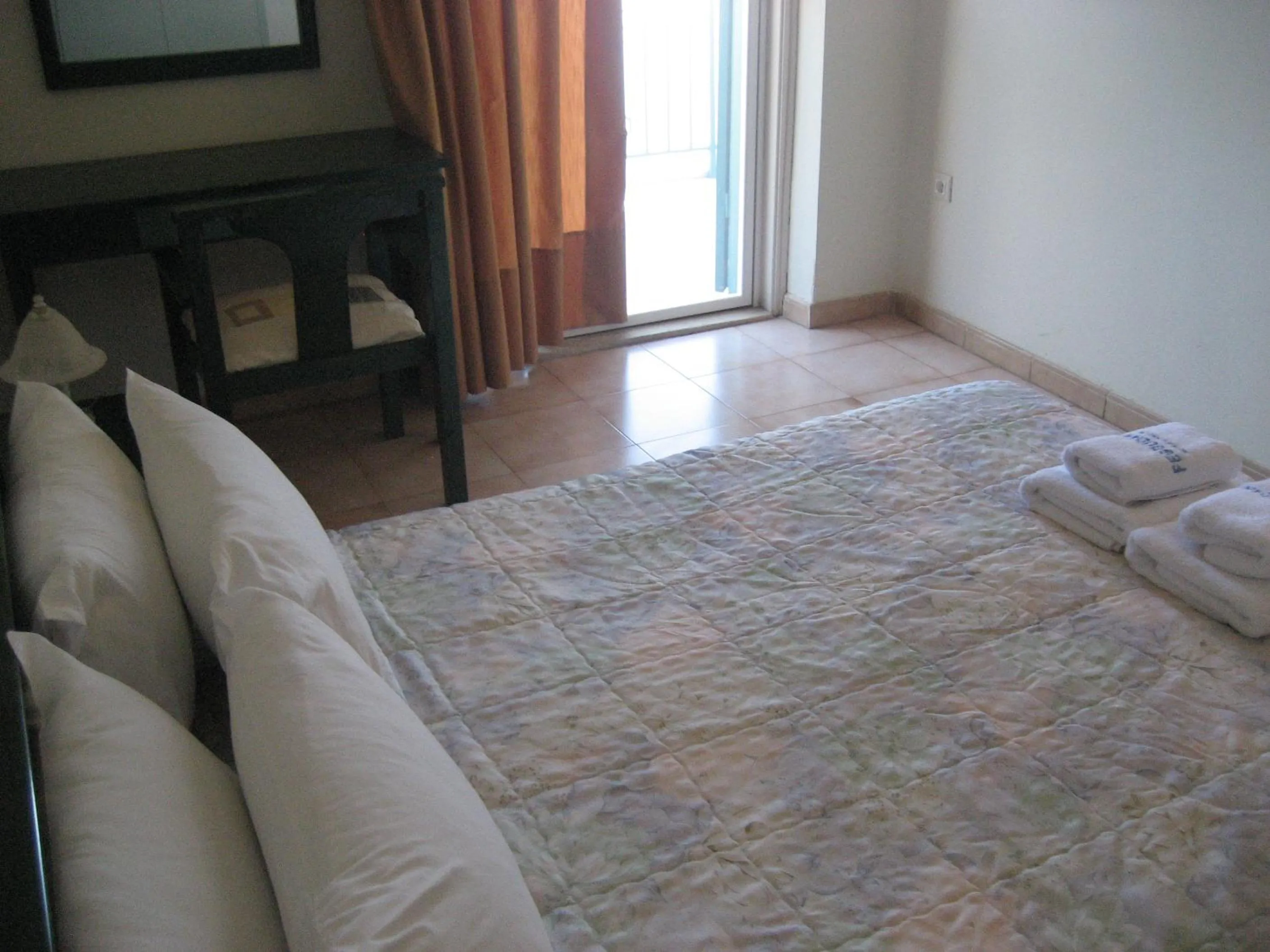 Sea view, Bed in Kyveli Hotel Apartments