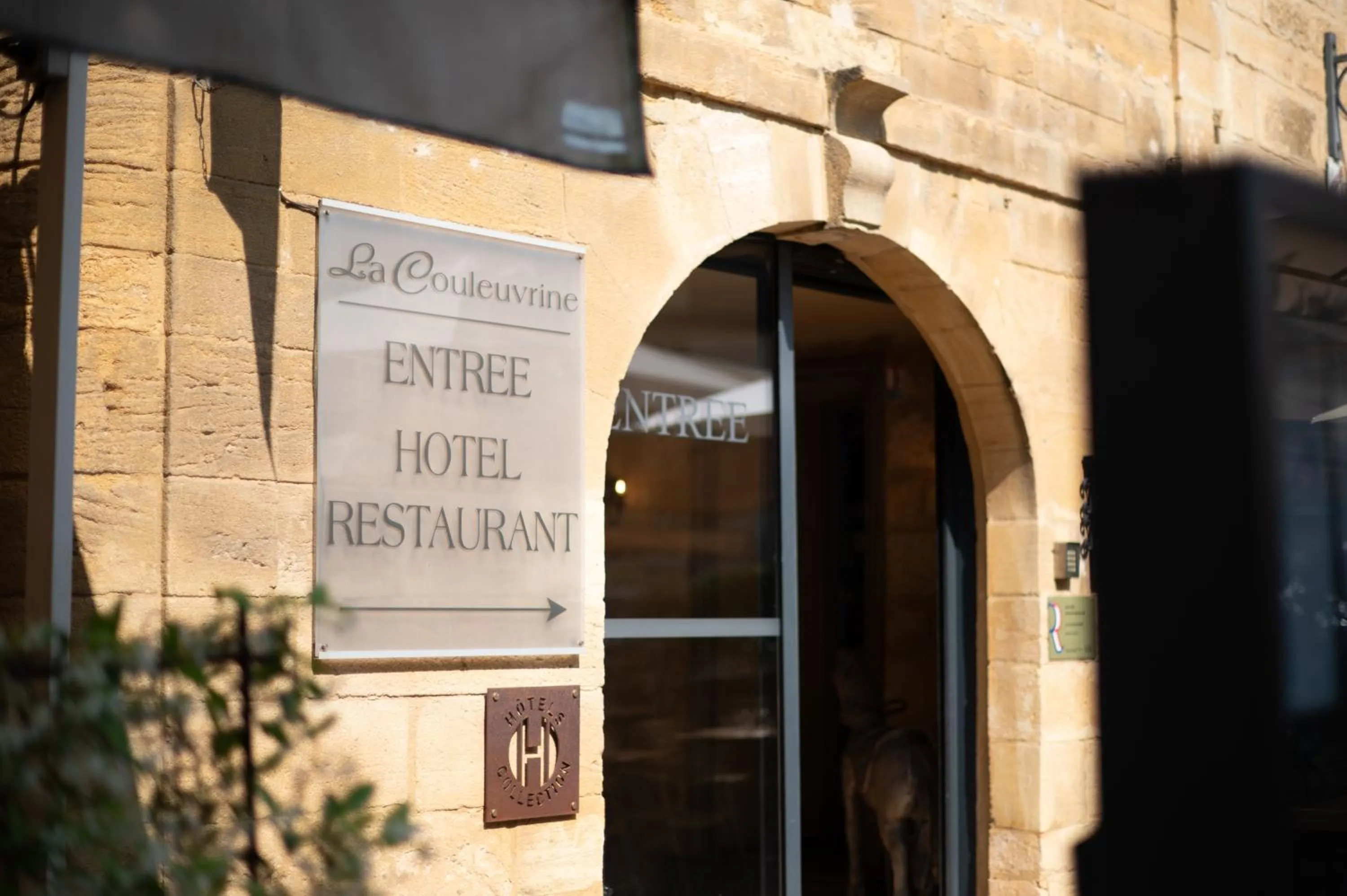 Facade/entrance in Hôtel La Couleuvrine Sarlat Centre Ville