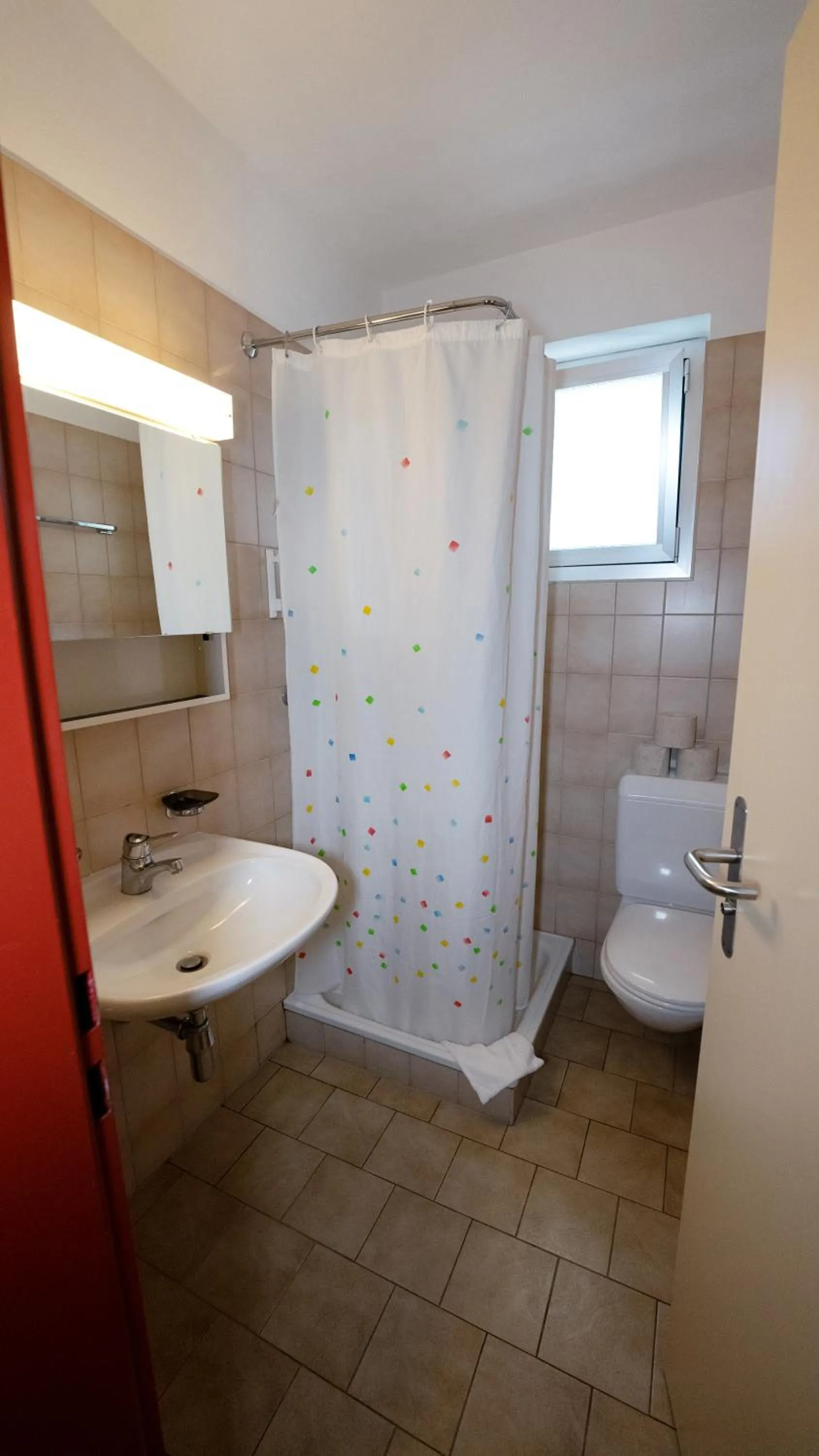 Bathroom in Locarno Youth Hostel