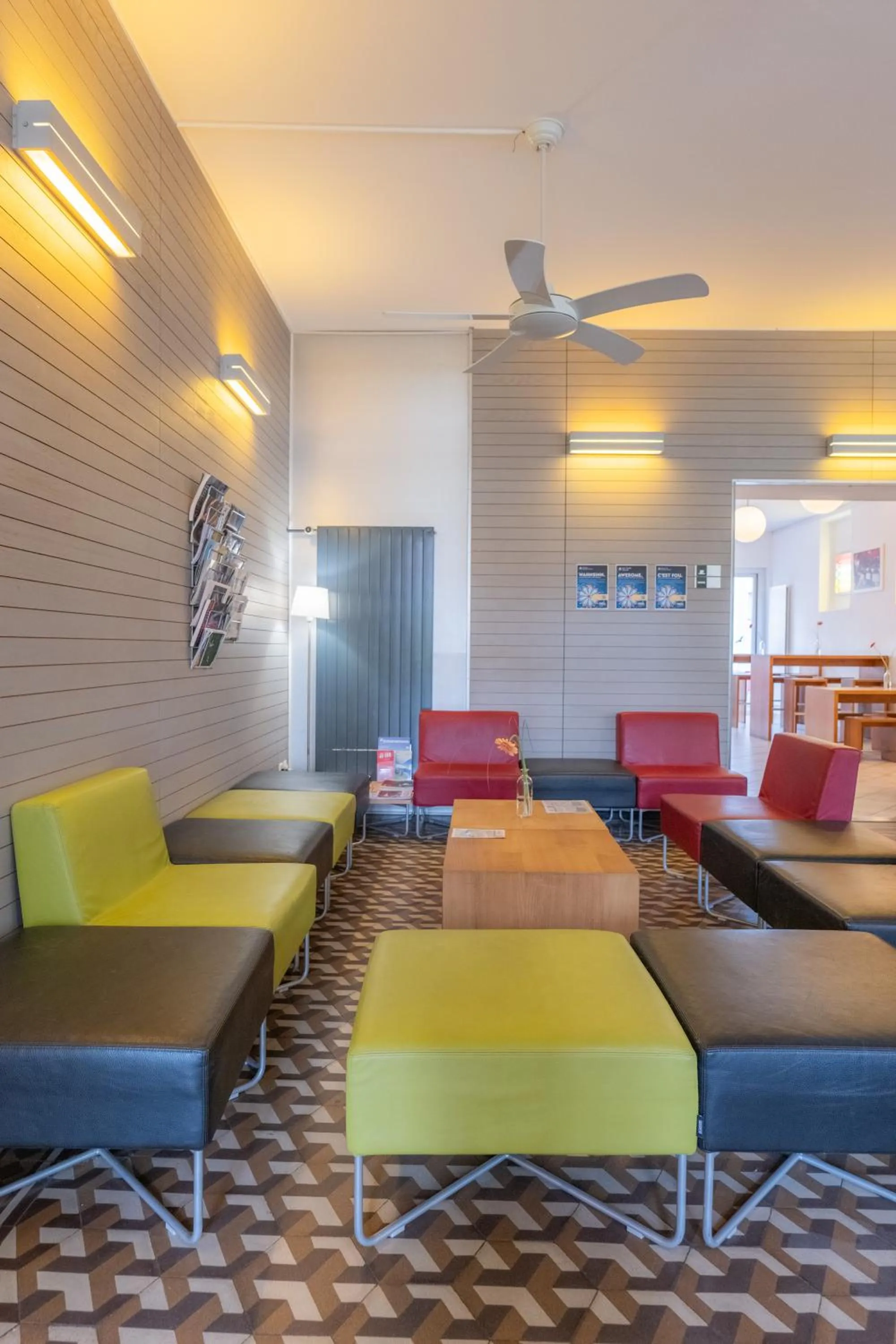 Communal lounge/ TV room in Locarno Youth Hostel