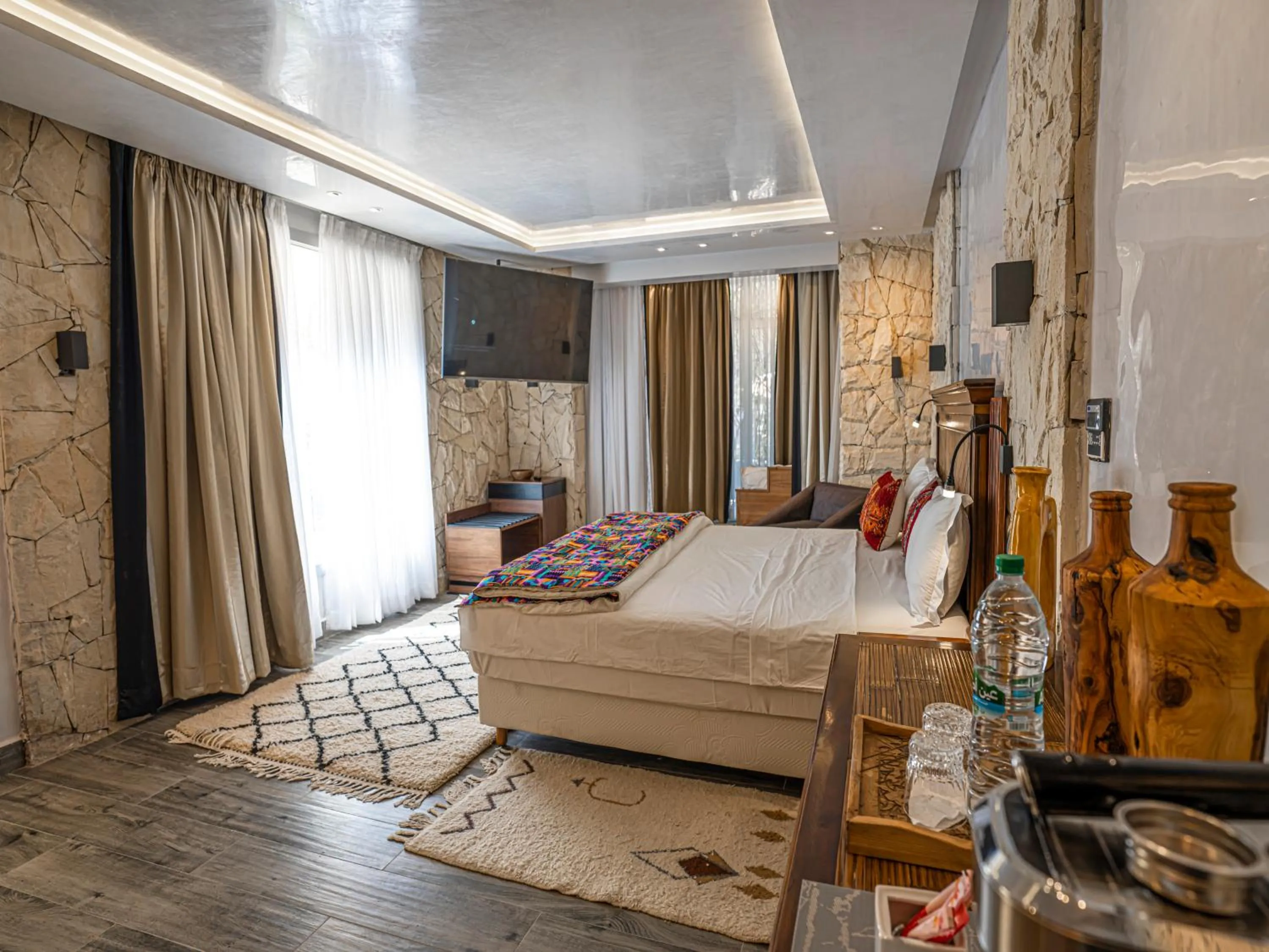 Photo of the whole room, Bed in Palais Mirage d'Atlas, Suites de Luxe & Spa